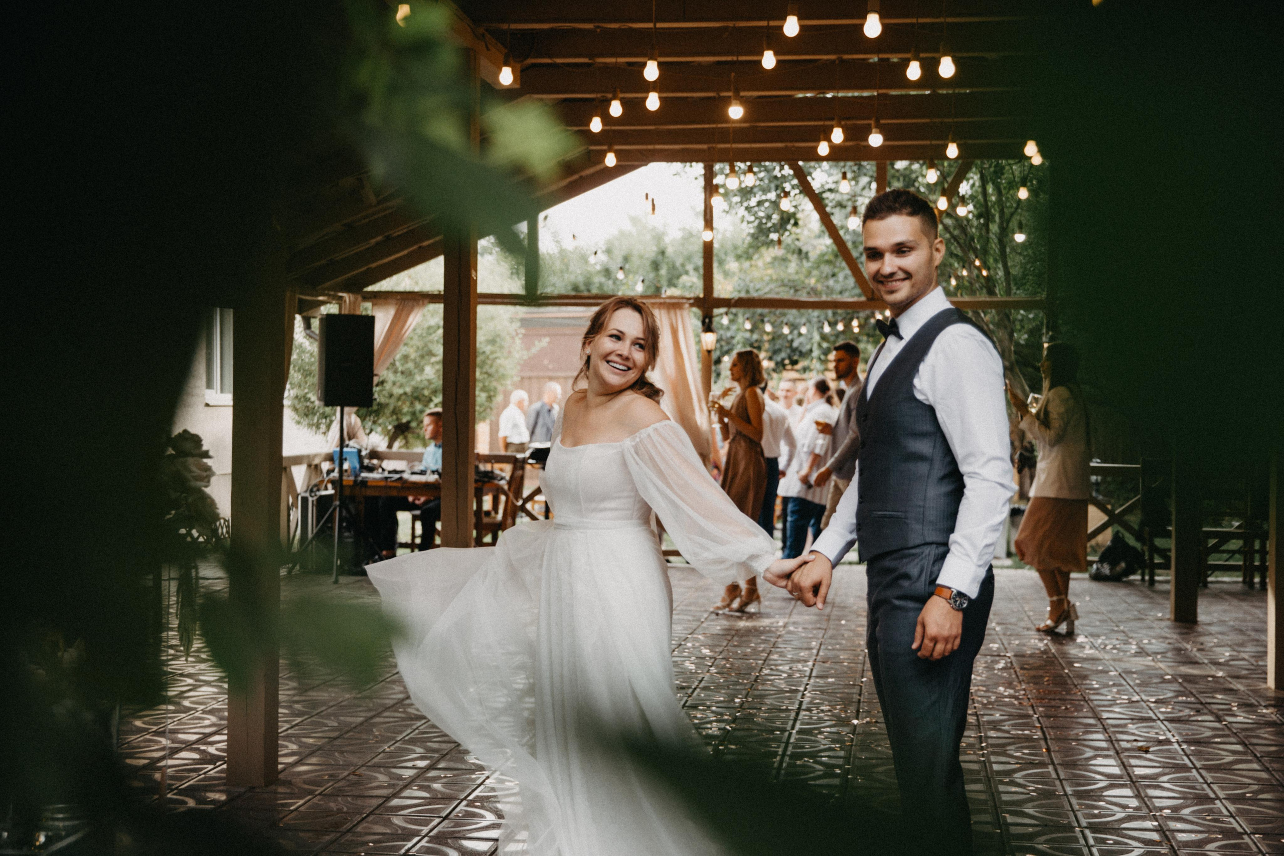 Wedding Wood Cottege. MILANA NIKONENKO весільний та сіймейний фотограф