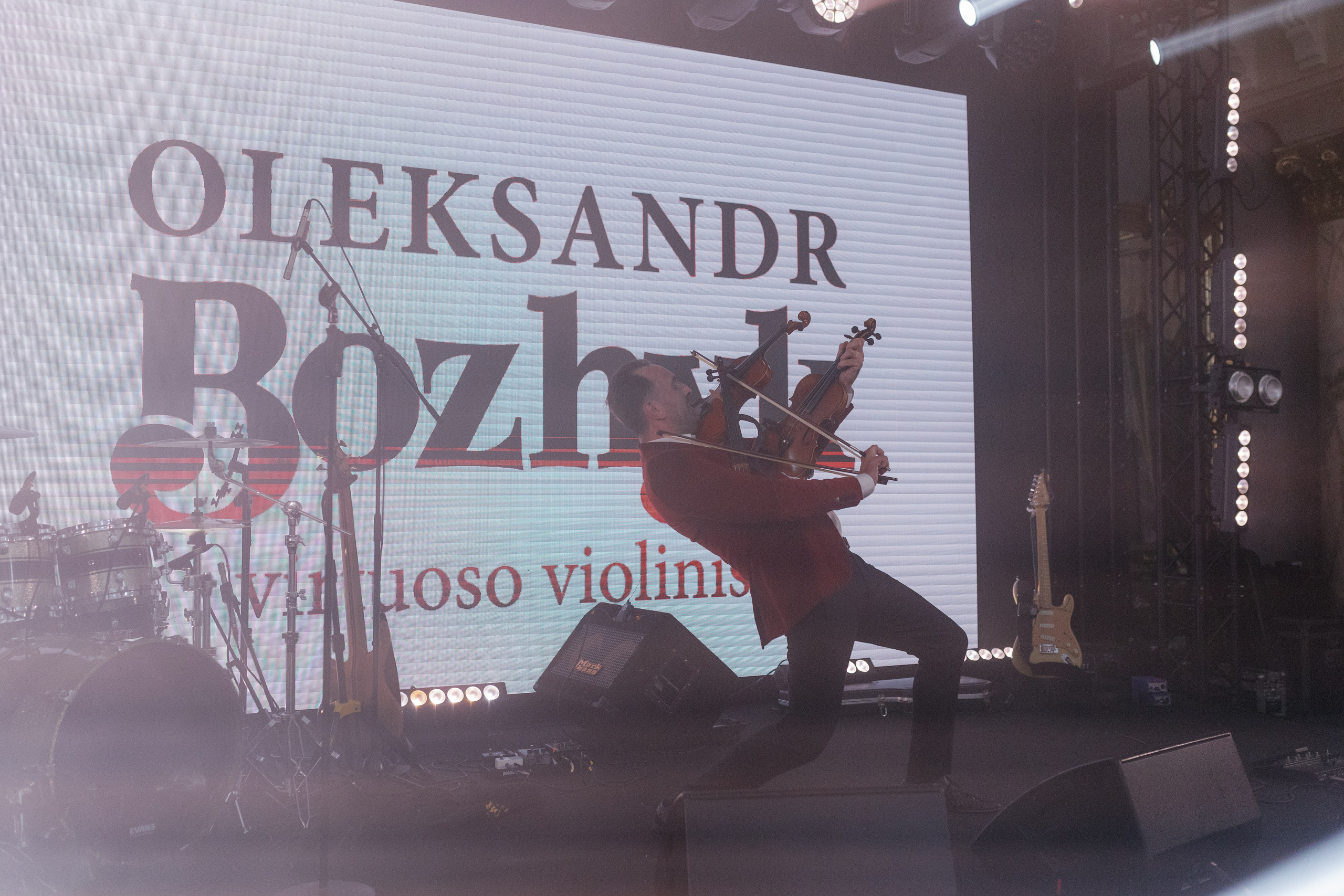 Vladislav & Maria (Ukraine). Wedding photographer Elvira Brovdi