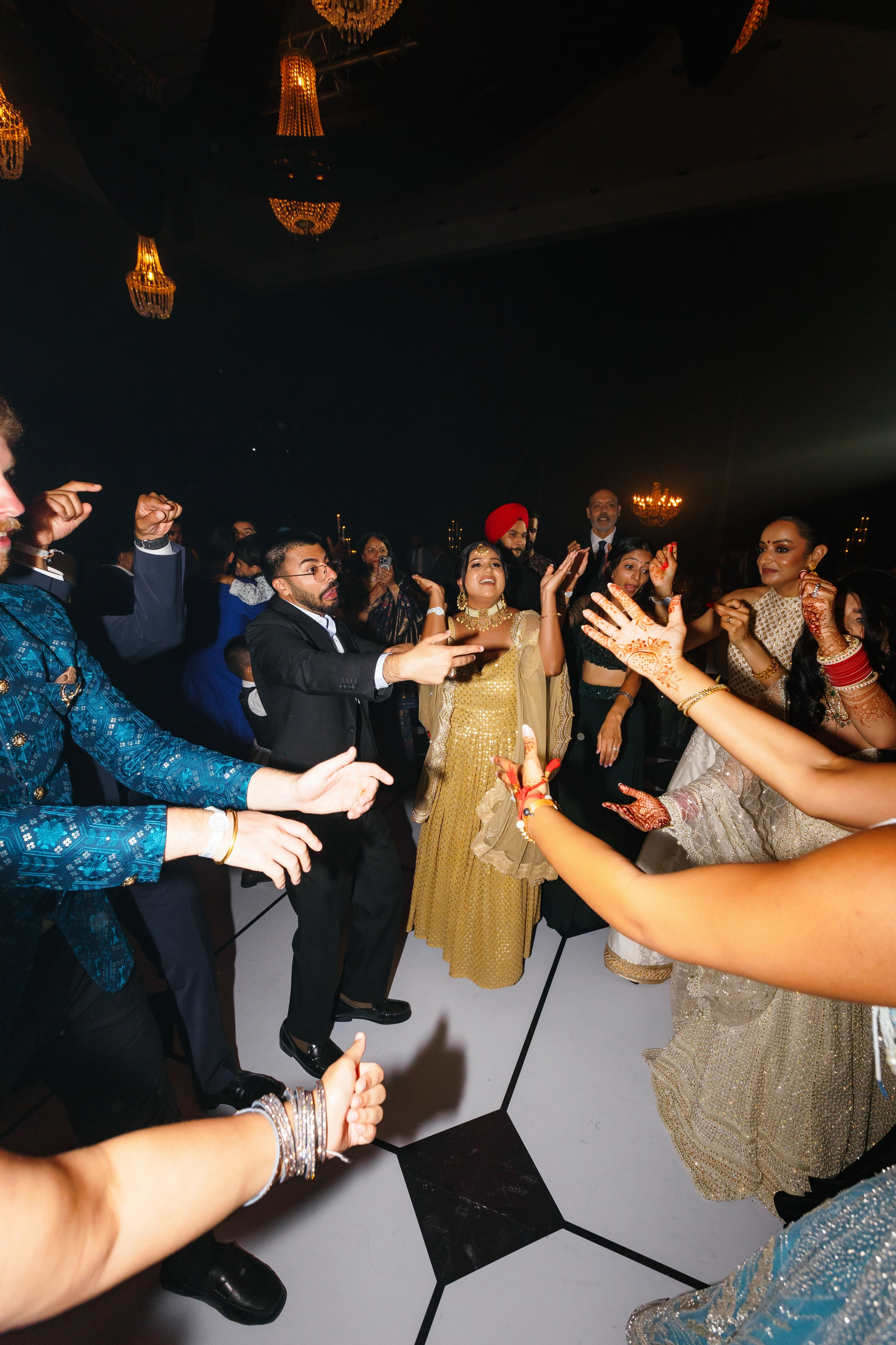 Sarina & Oudhay (Indian wedding). Hochzeitsfotografin Brovdi Elvira