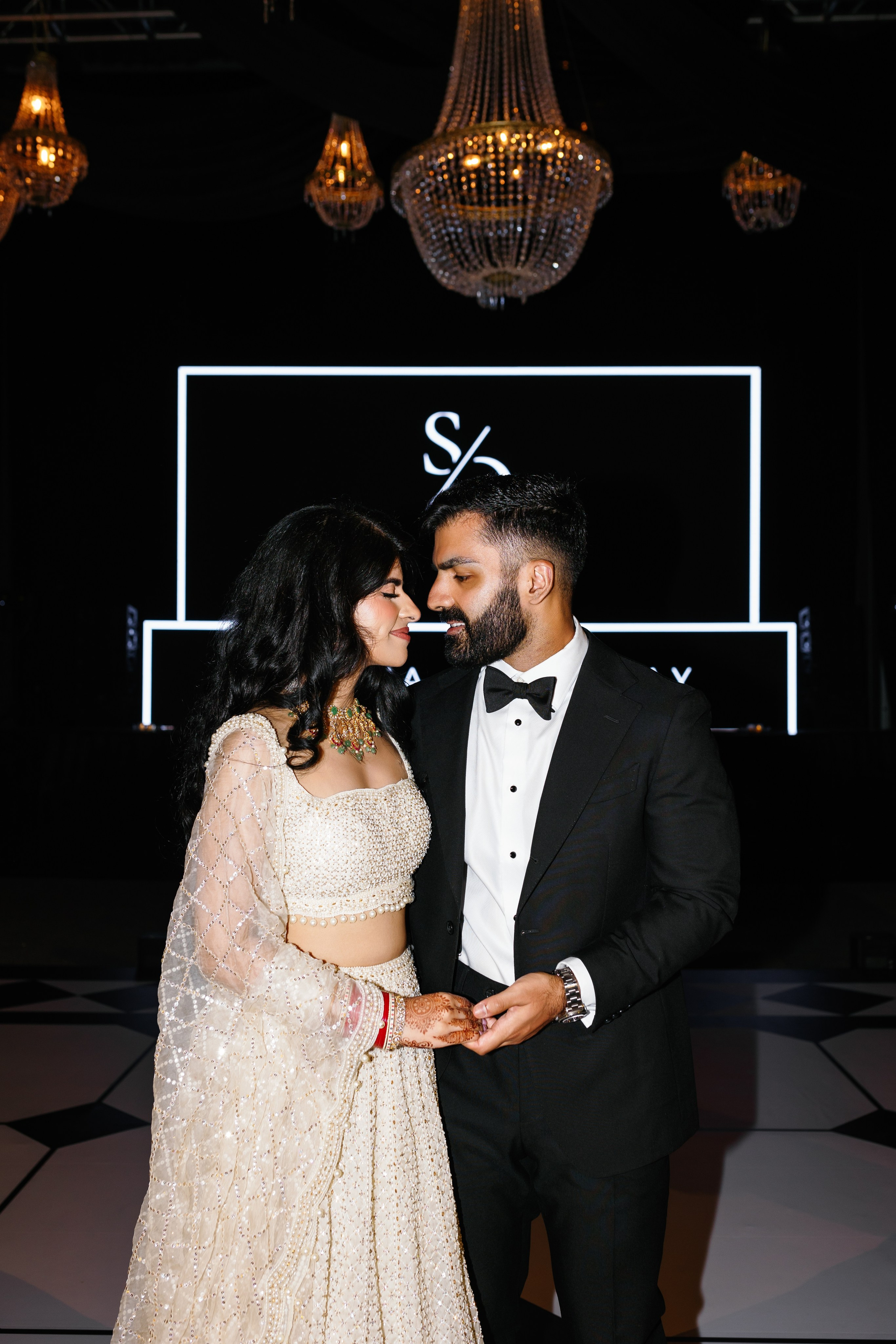 Sarina & Oudhay (Indian wedding). Hochzeitsfotografin Brovdi Elvira