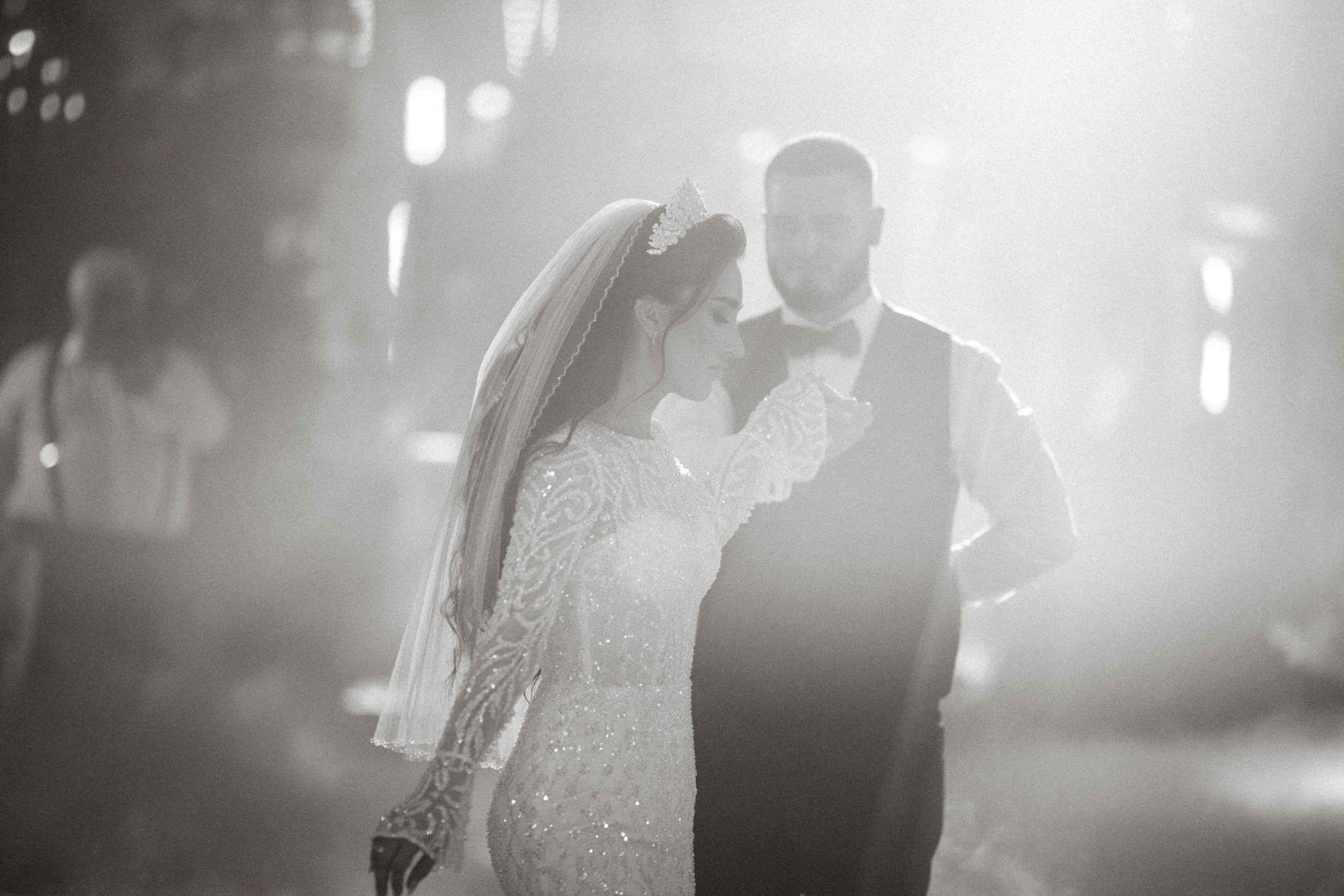 Vladislav & Maria (Ukraine). Wedding photographer Elvira Brovdi