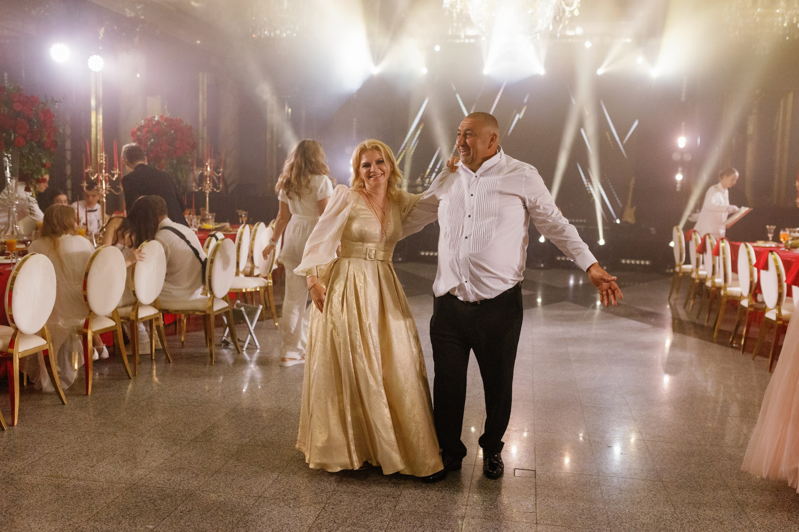 Vladislav & Maria (Ukraine). Wedding photographer Elvira Brovdi