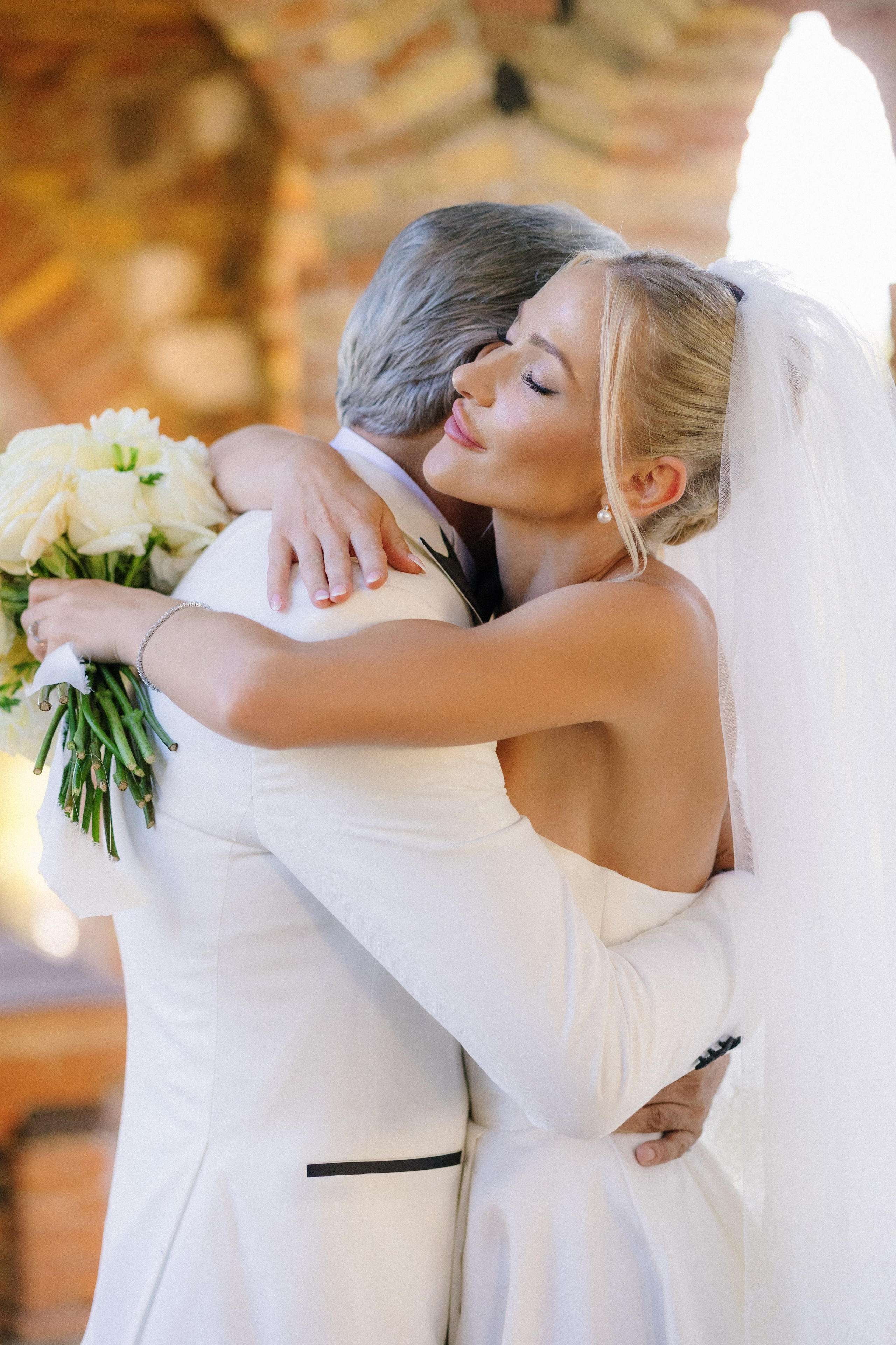 Claudio & Iryna. Wedding photographer Elvira Brovdi