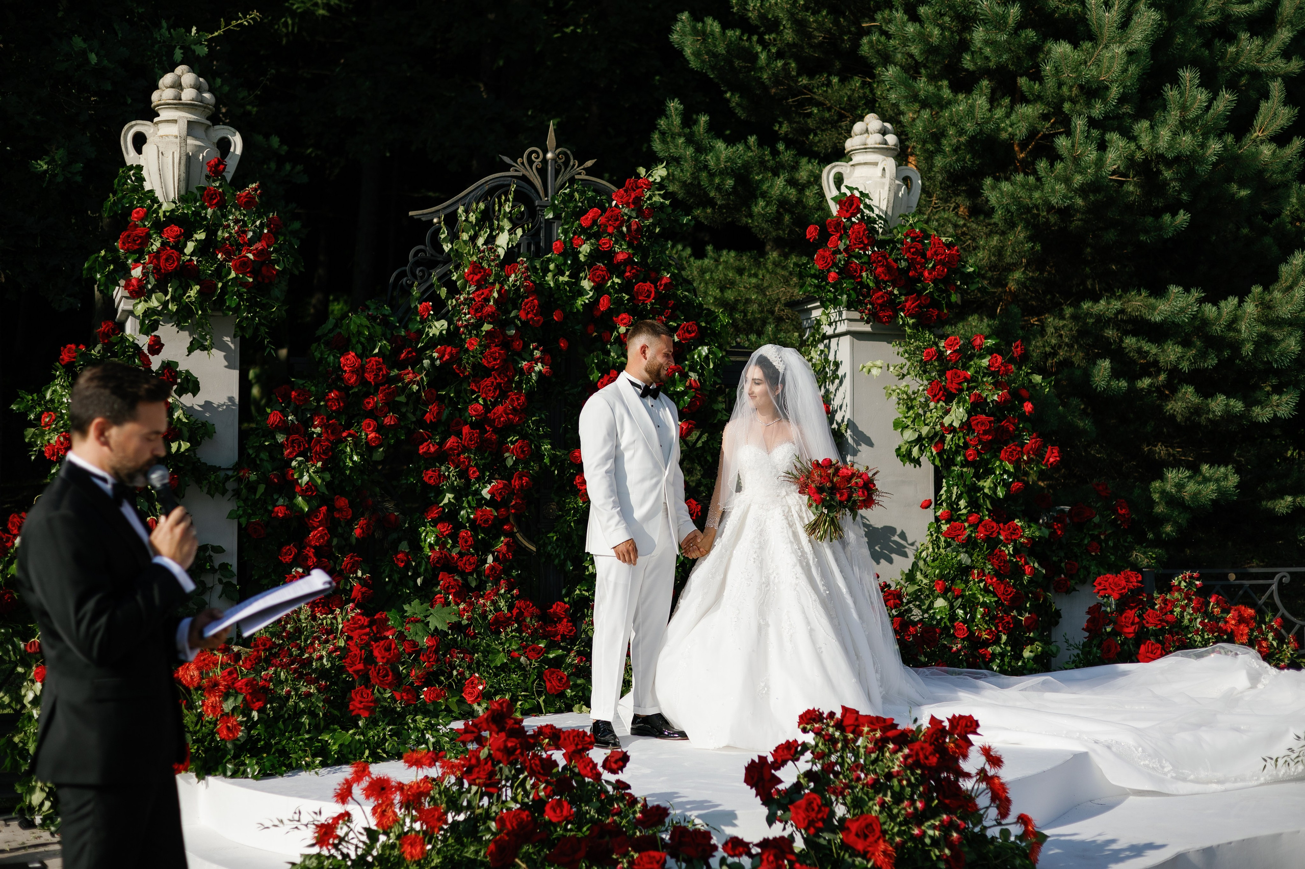 Vladislav & Maria (Ukraine). Wedding photographer Elvira Brovdi