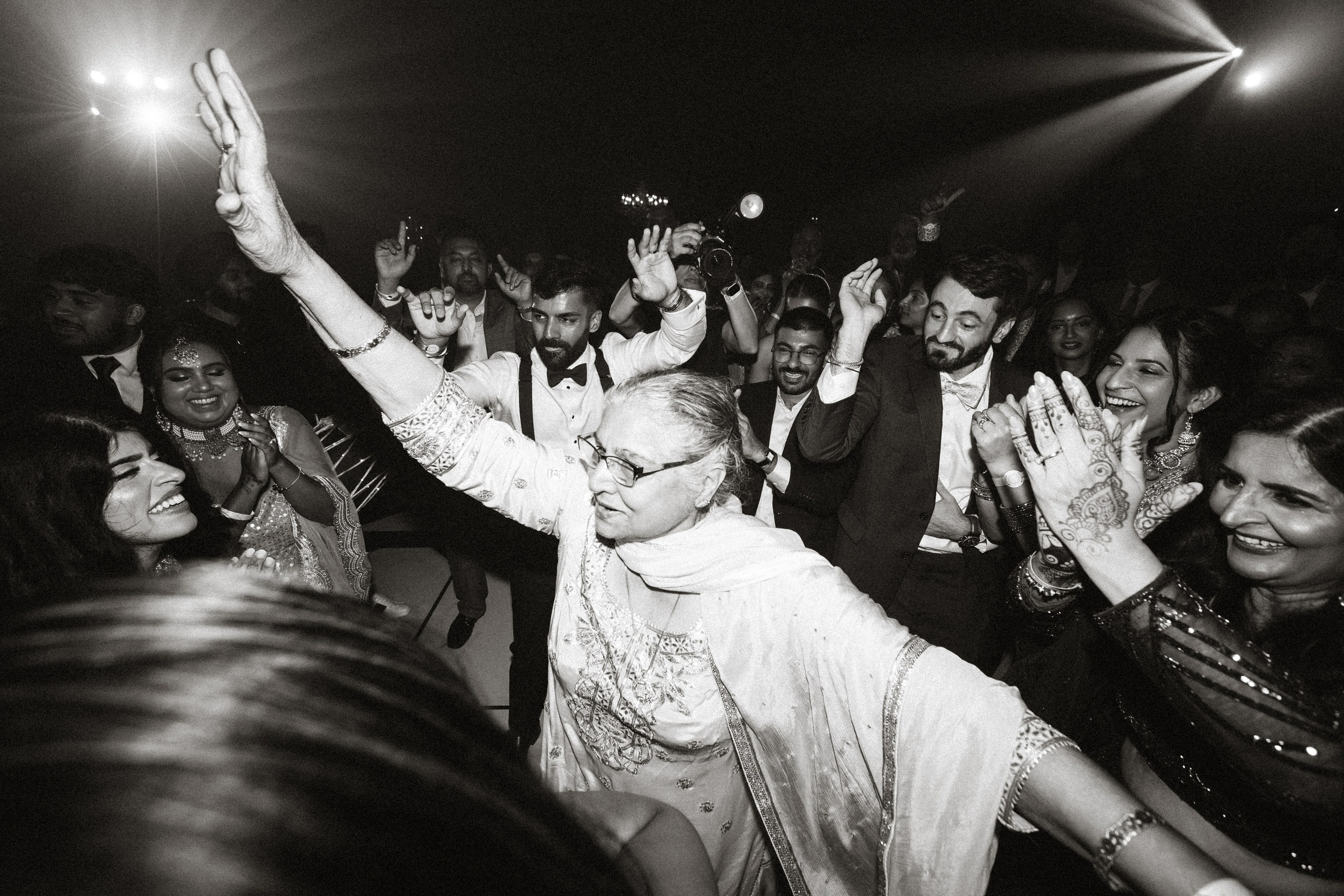 Sarina & Oudhay (Indian wedding). Hochzeitsfotografin Brovdi Elvira