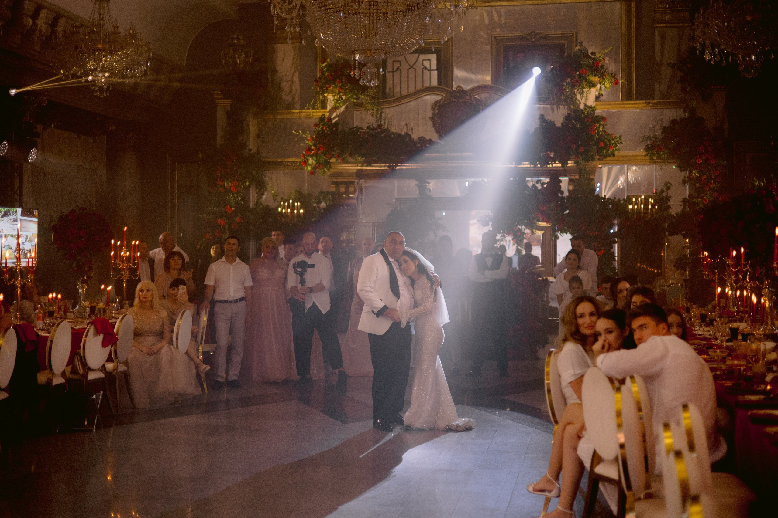 Vladislav & Maria (Ukraine). Wedding photographer Elvira Brovdi