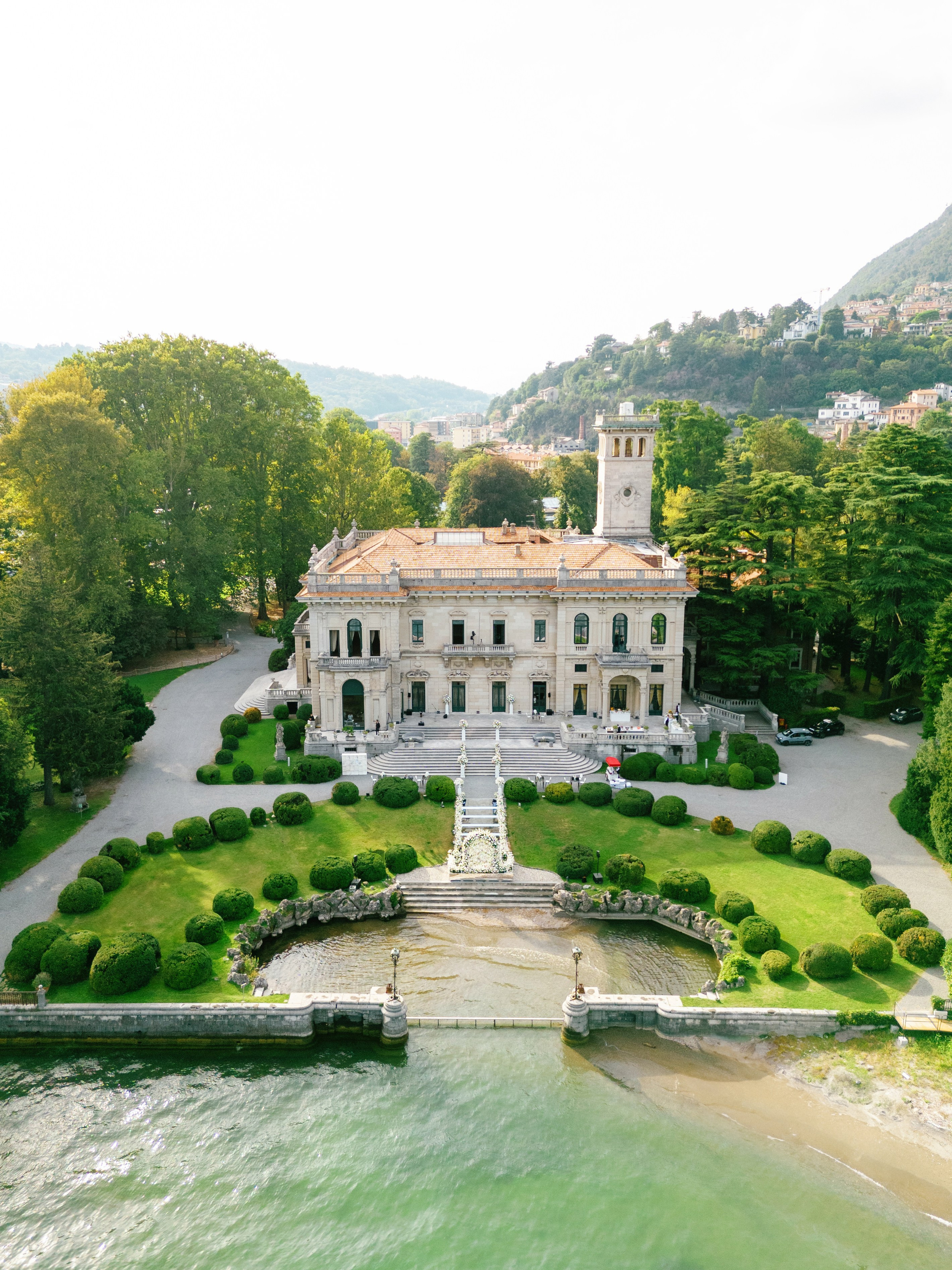 Wedding photographer Elvira Brovdi
