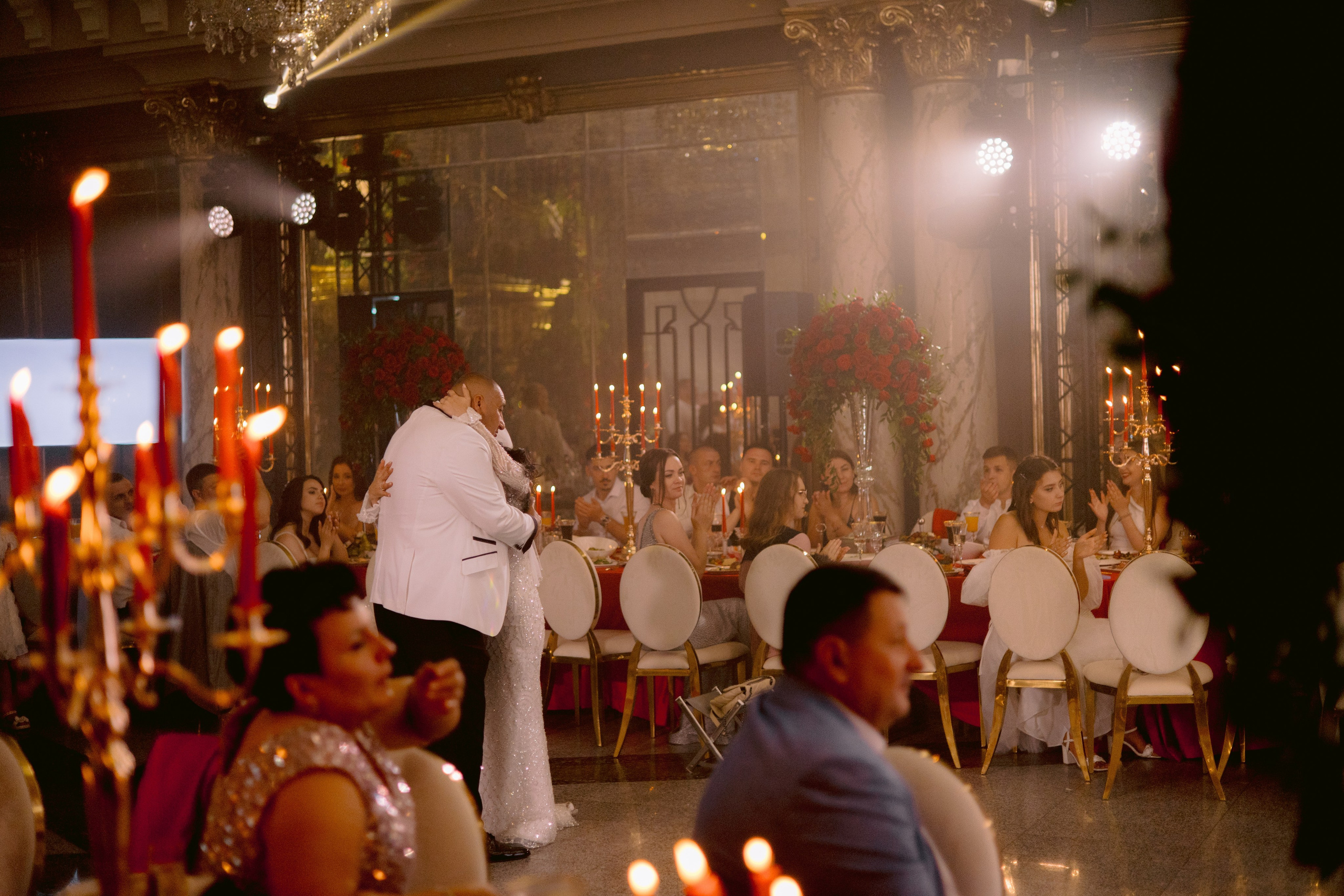 Vladislav & Maria (Ukraine). Wedding photographer Elvira Brovdi