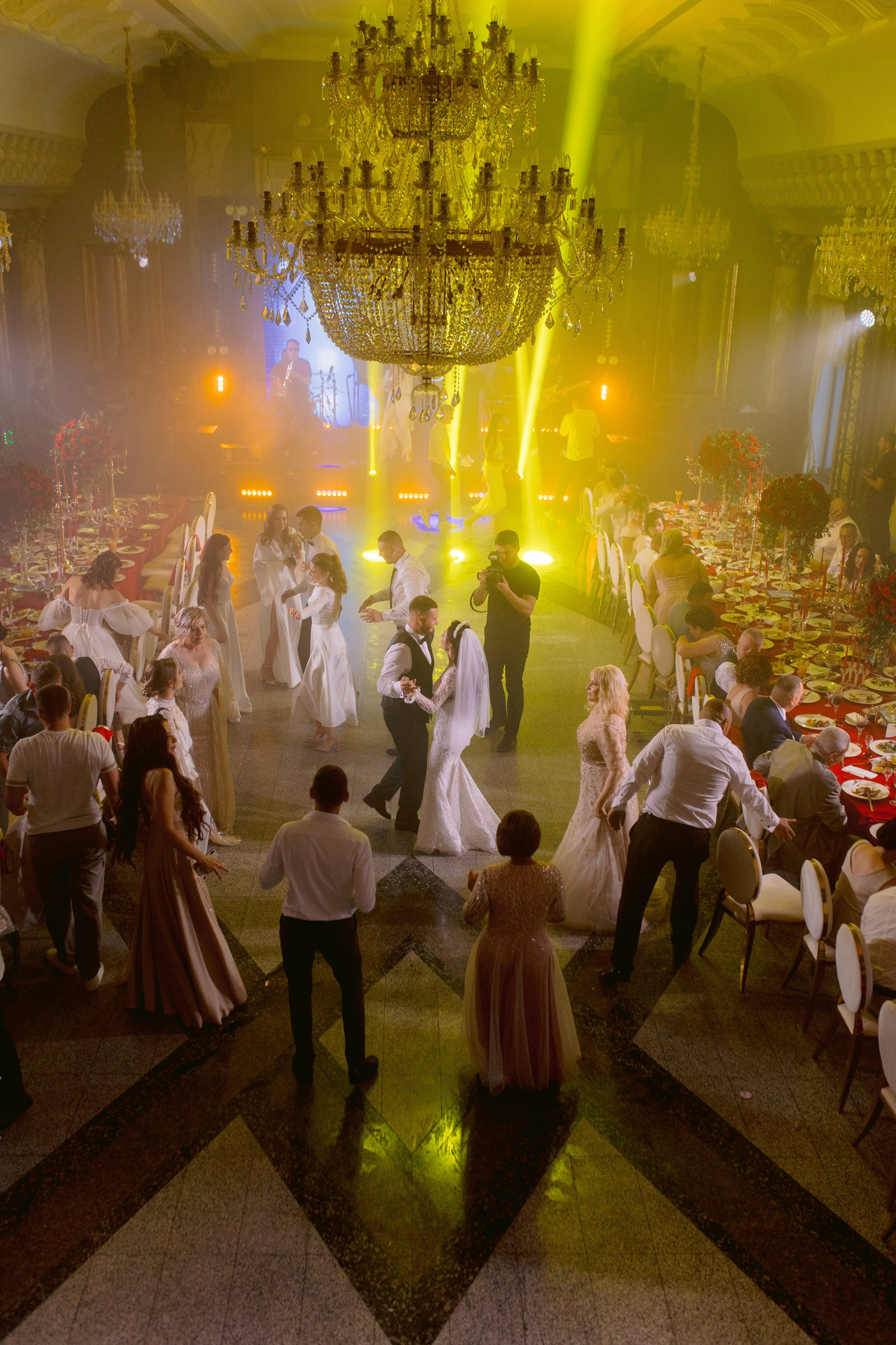 Vladislav & Maria (Ukraine). Wedding photographer Elvira Brovdi