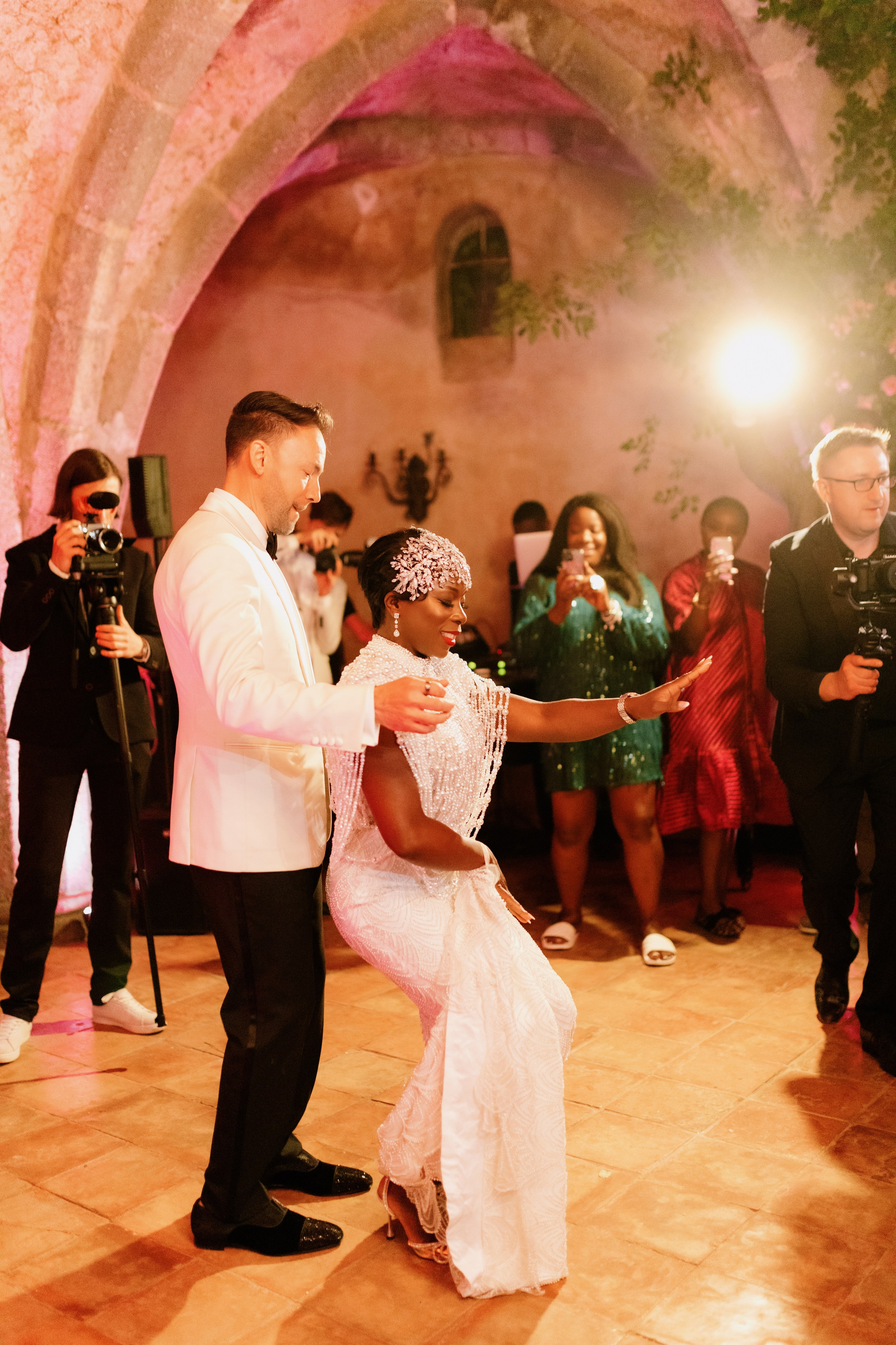 John & Lade (Italy). Wedding photographer Elvira Brovdi