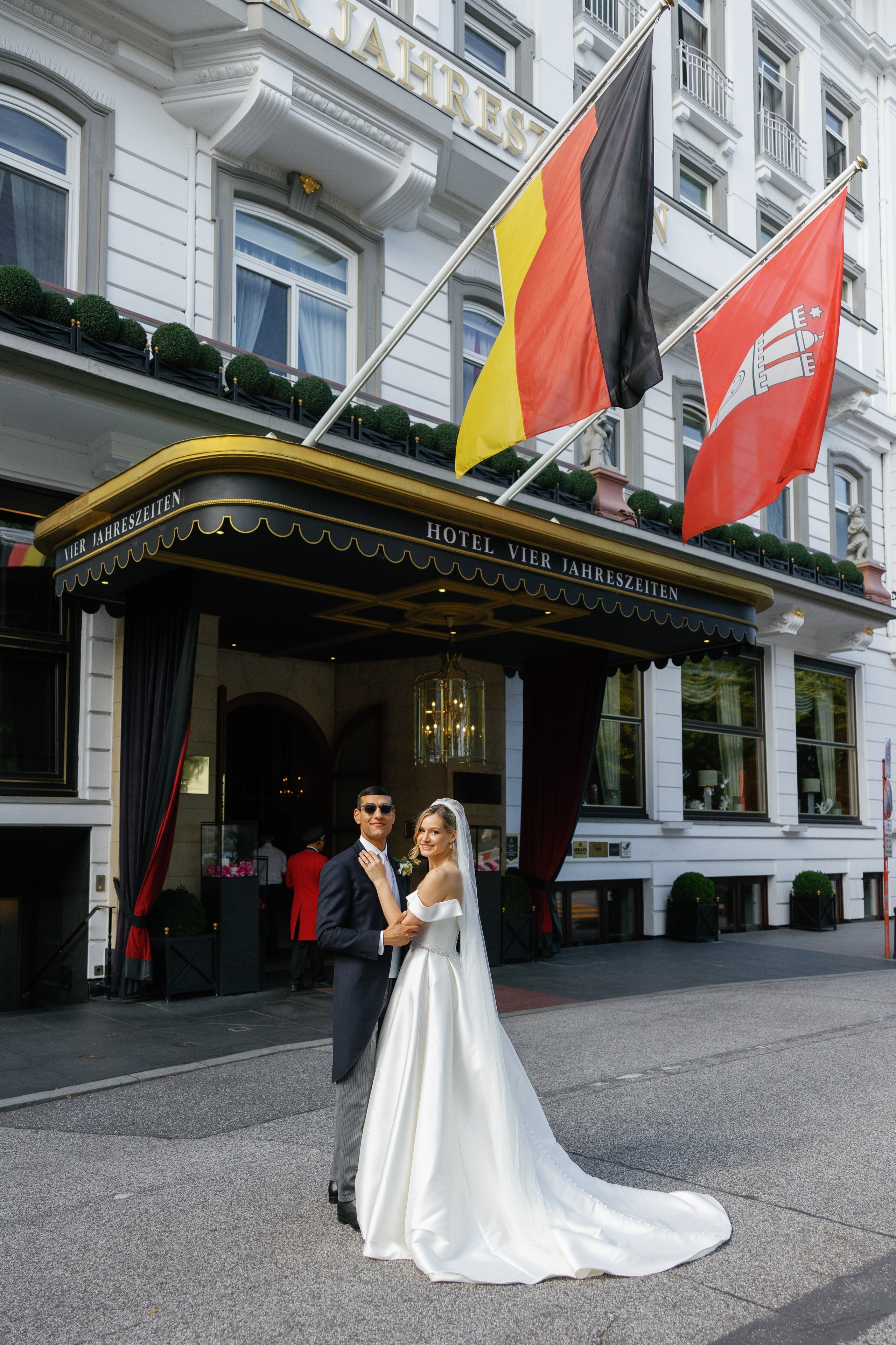 Sarah & Nader (Germany). Wedding photographer Elvira Brovdi