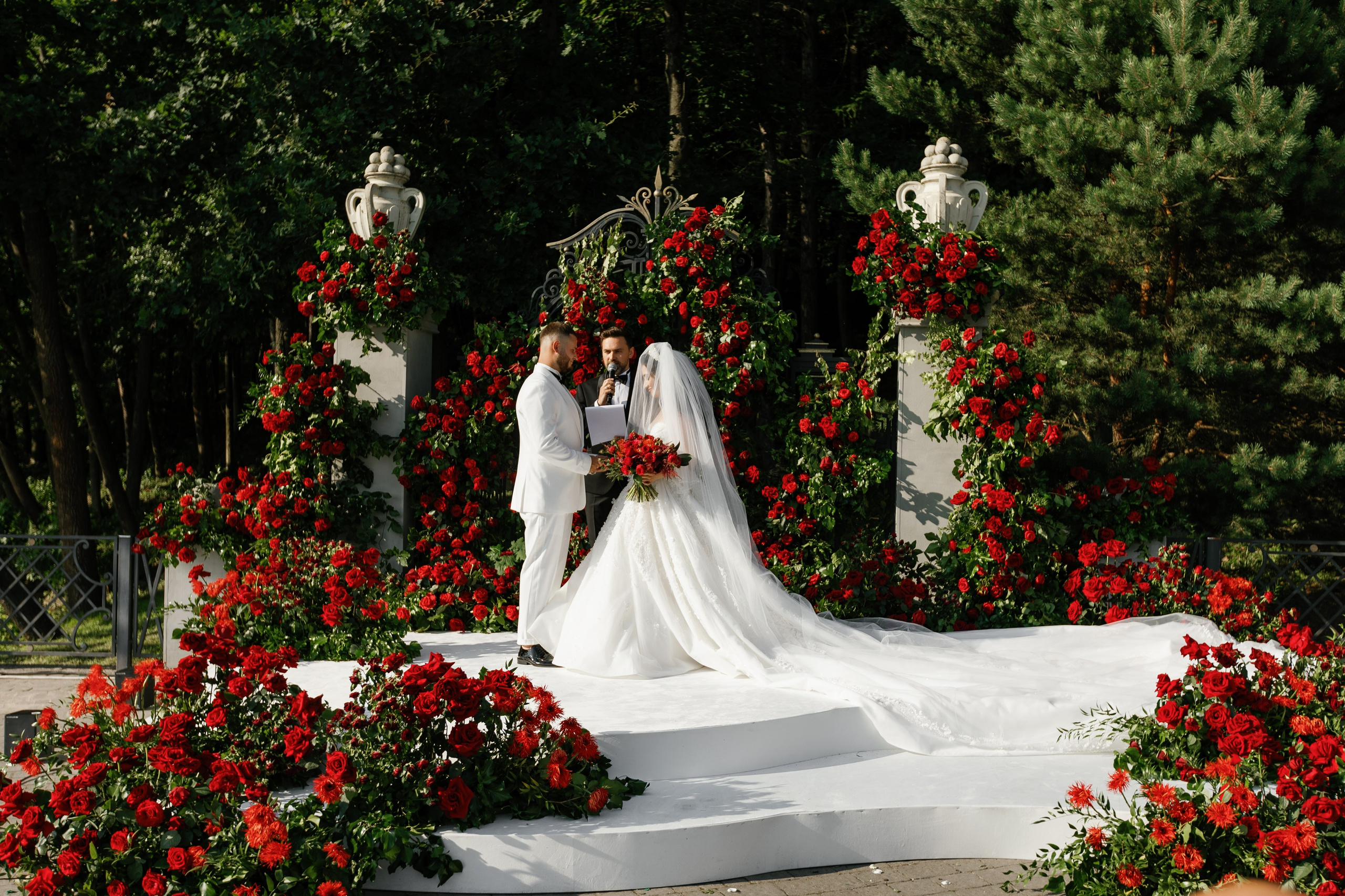 Vladislav & Maria (Ukraine). Wedding photographer Elvira Brovdi