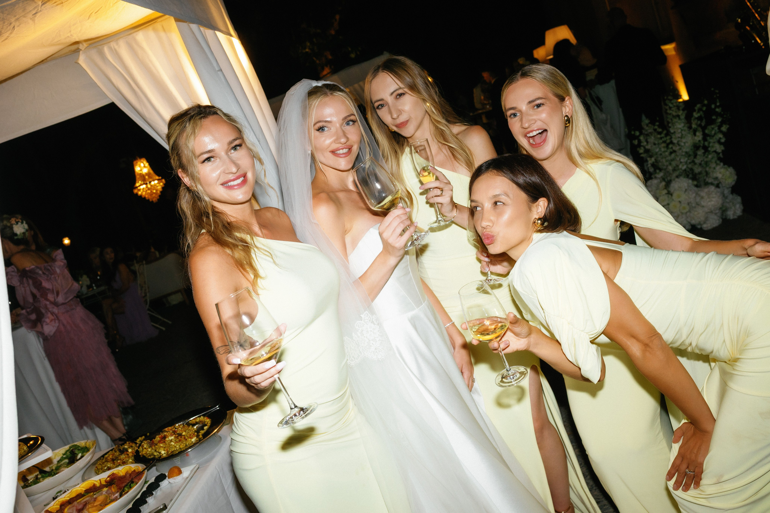 Claudio & Iryna. Wedding photographer Elvira Brovdi