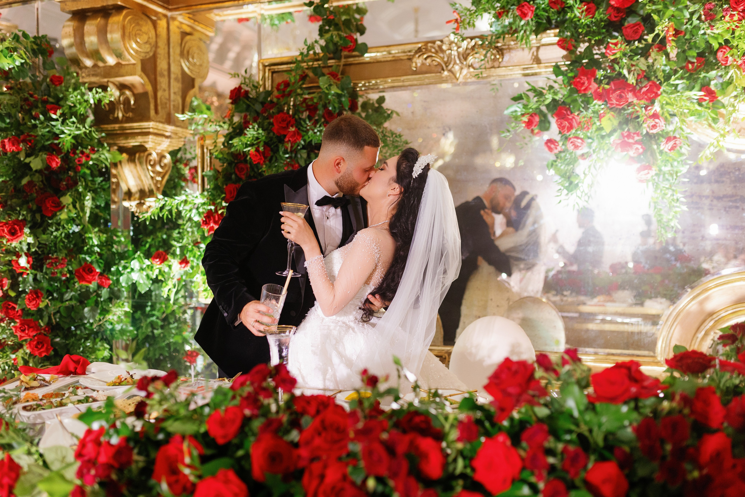 Vladislav & Maria (Ukraine). Wedding photographer Elvira Brovdi