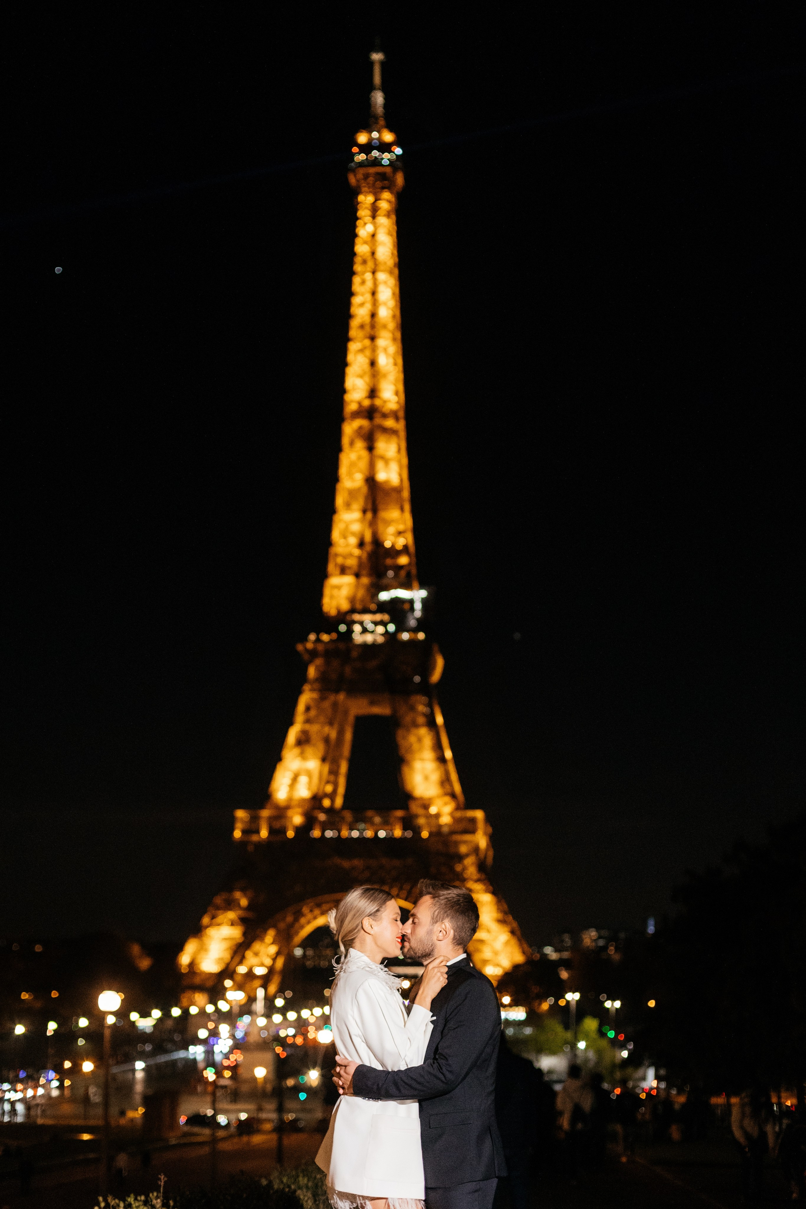 Paris wedding photographer. Wedding photographer Elvira Brovdi