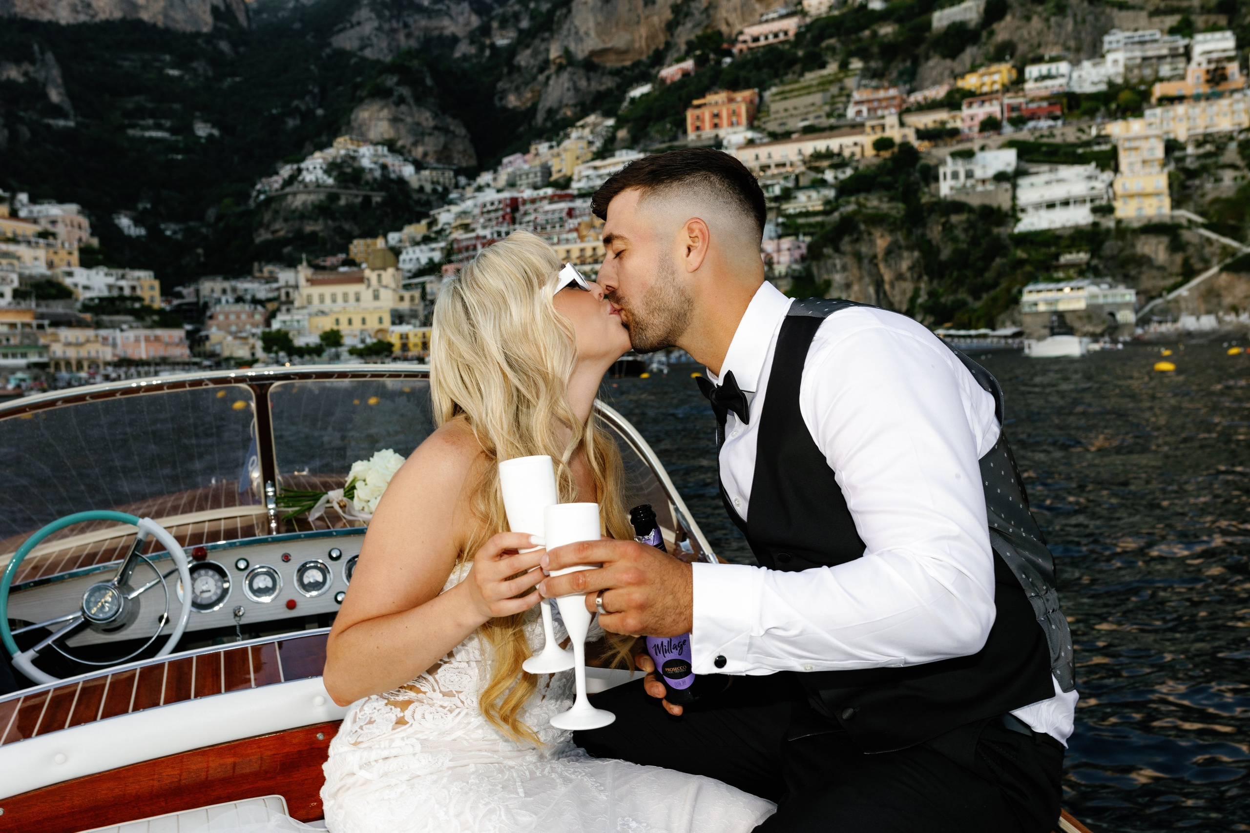 Positano wedding photographer. Wedding photographer Elvira Brovdi
