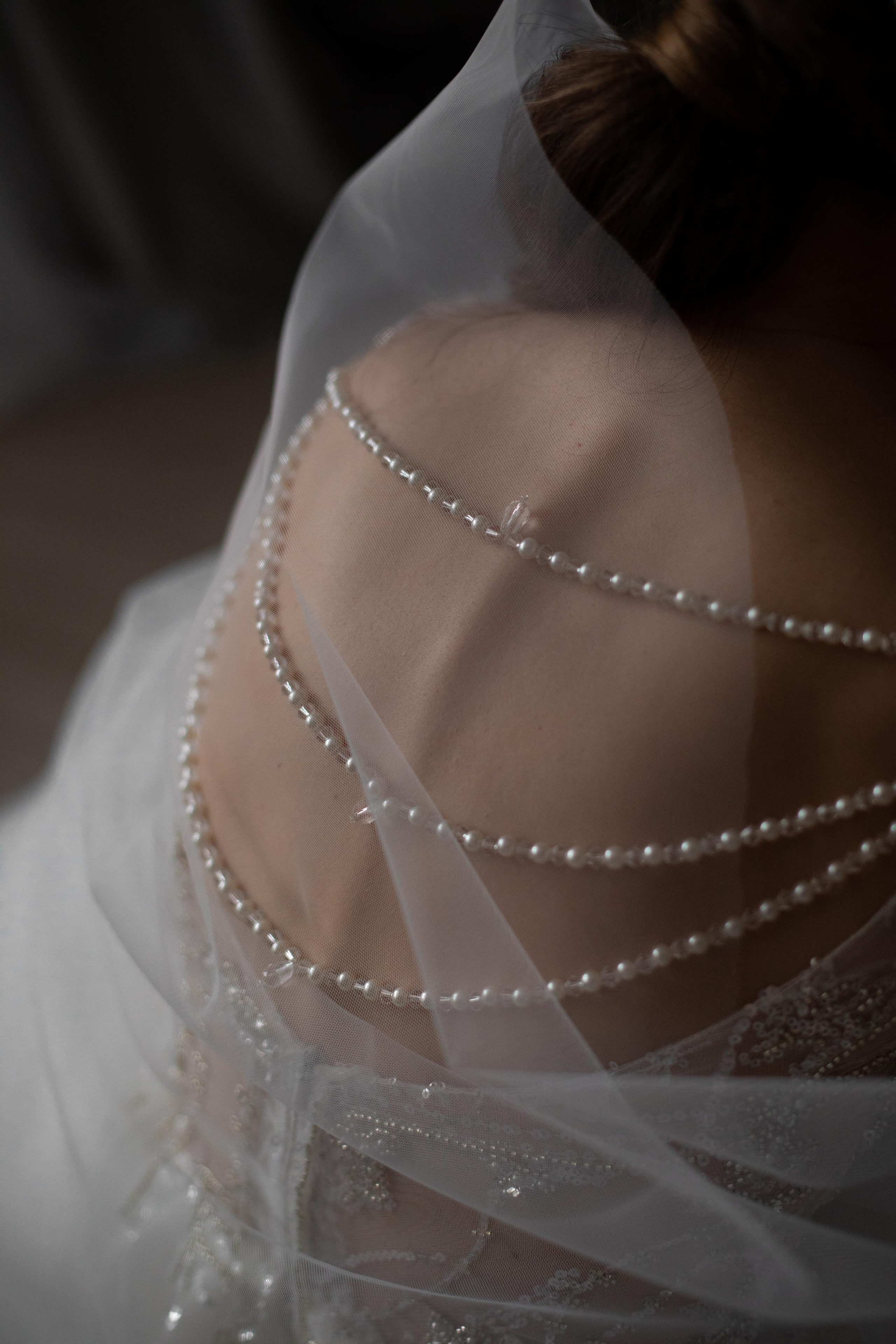 Wedding photographer Elvira Brovdi