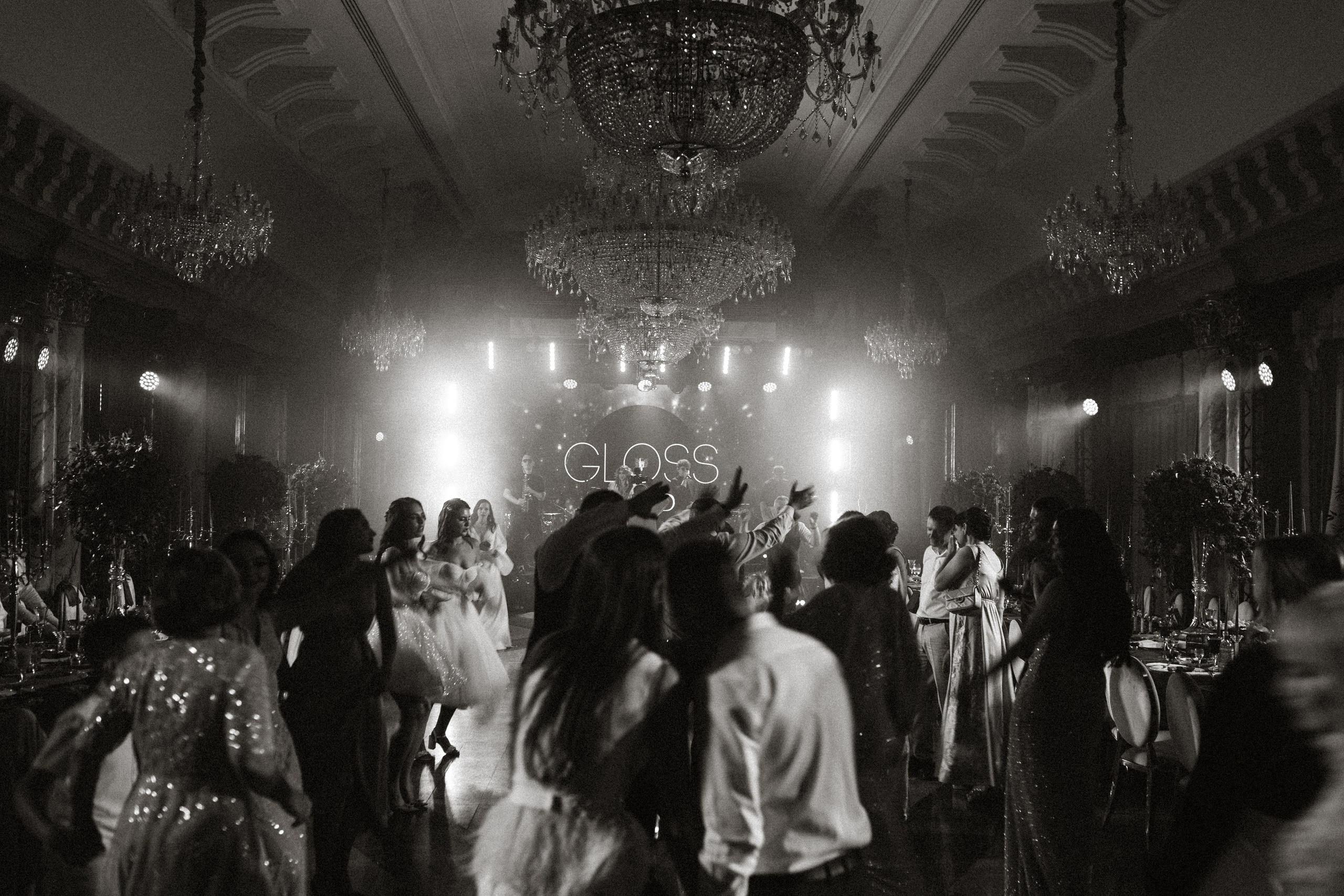 Vladislav & Maria (Ukraine). Wedding photographer Elvira Brovdi