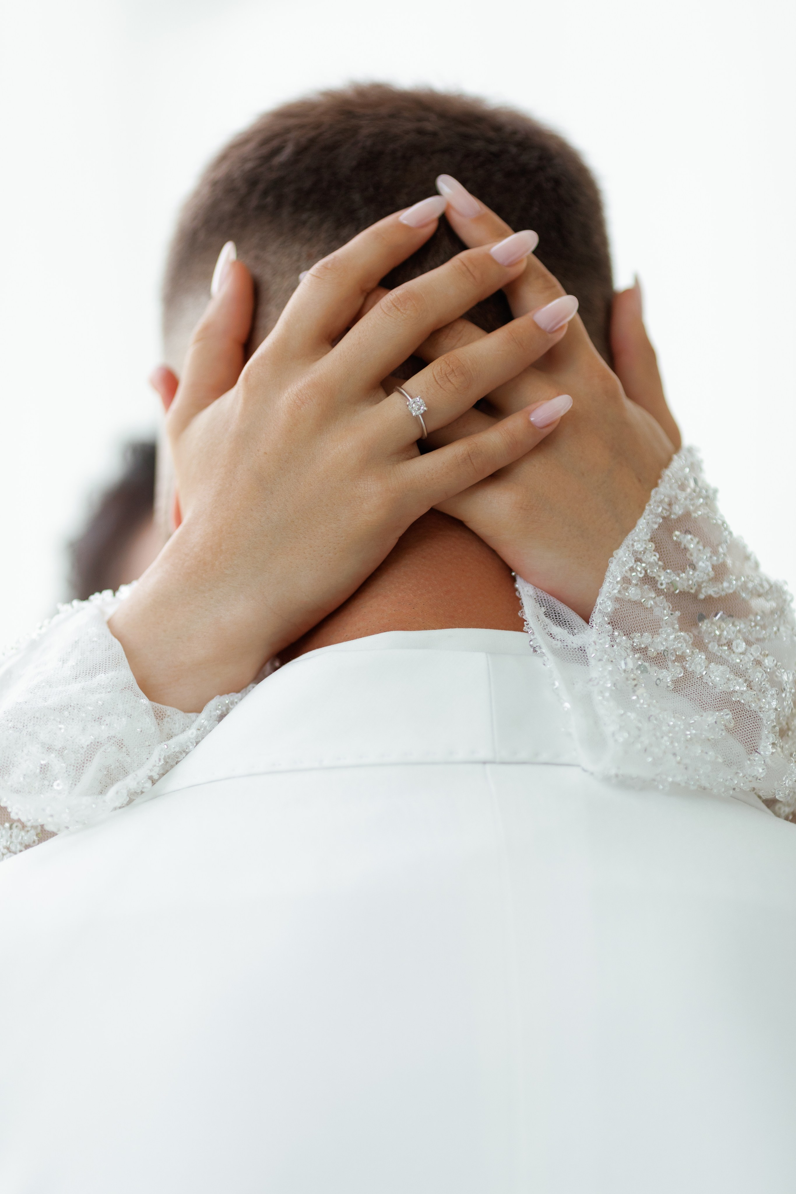 Vladislav & Maria (Ukraine). Wedding photographer Elvira Brovdi