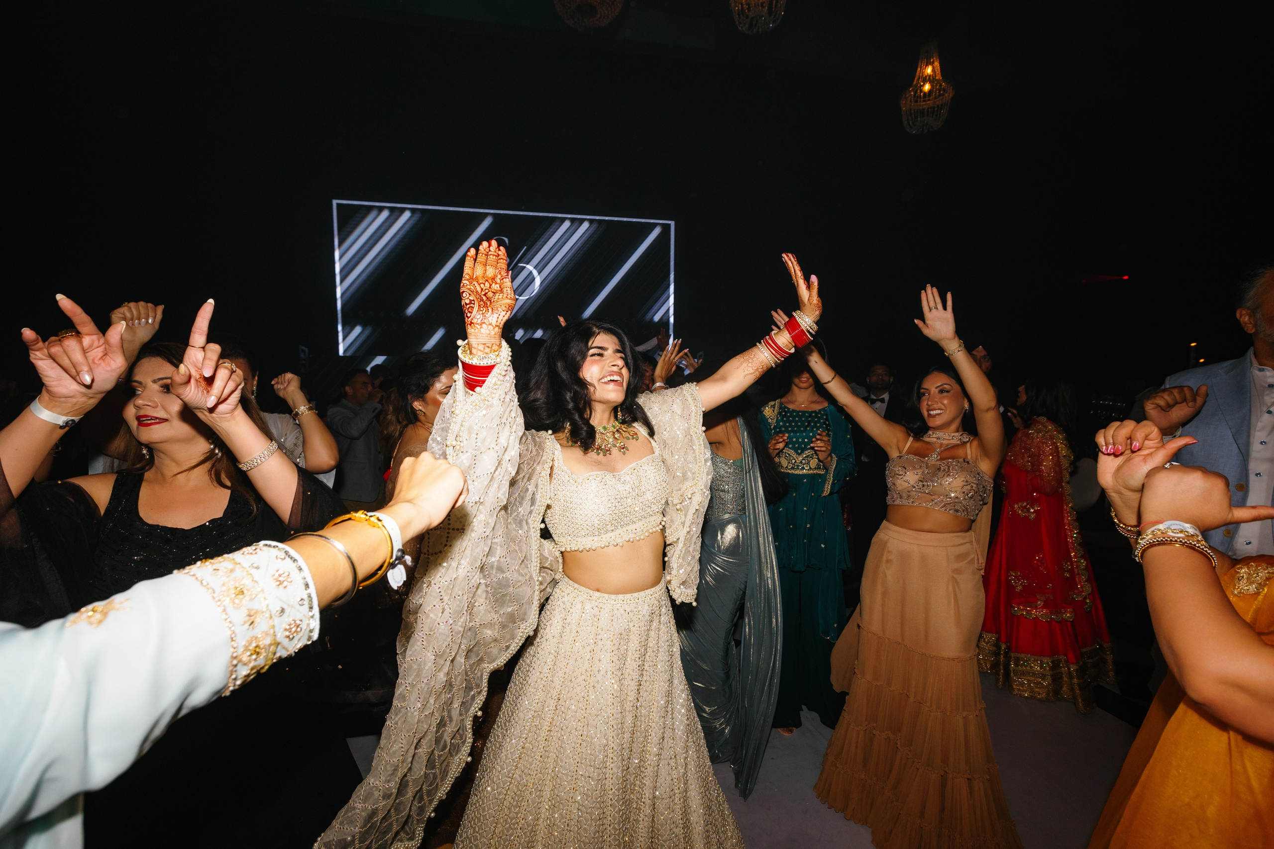 Sarina & Oudhay (Indian wedding). Hochzeitsfotografin Brovdi Elvira