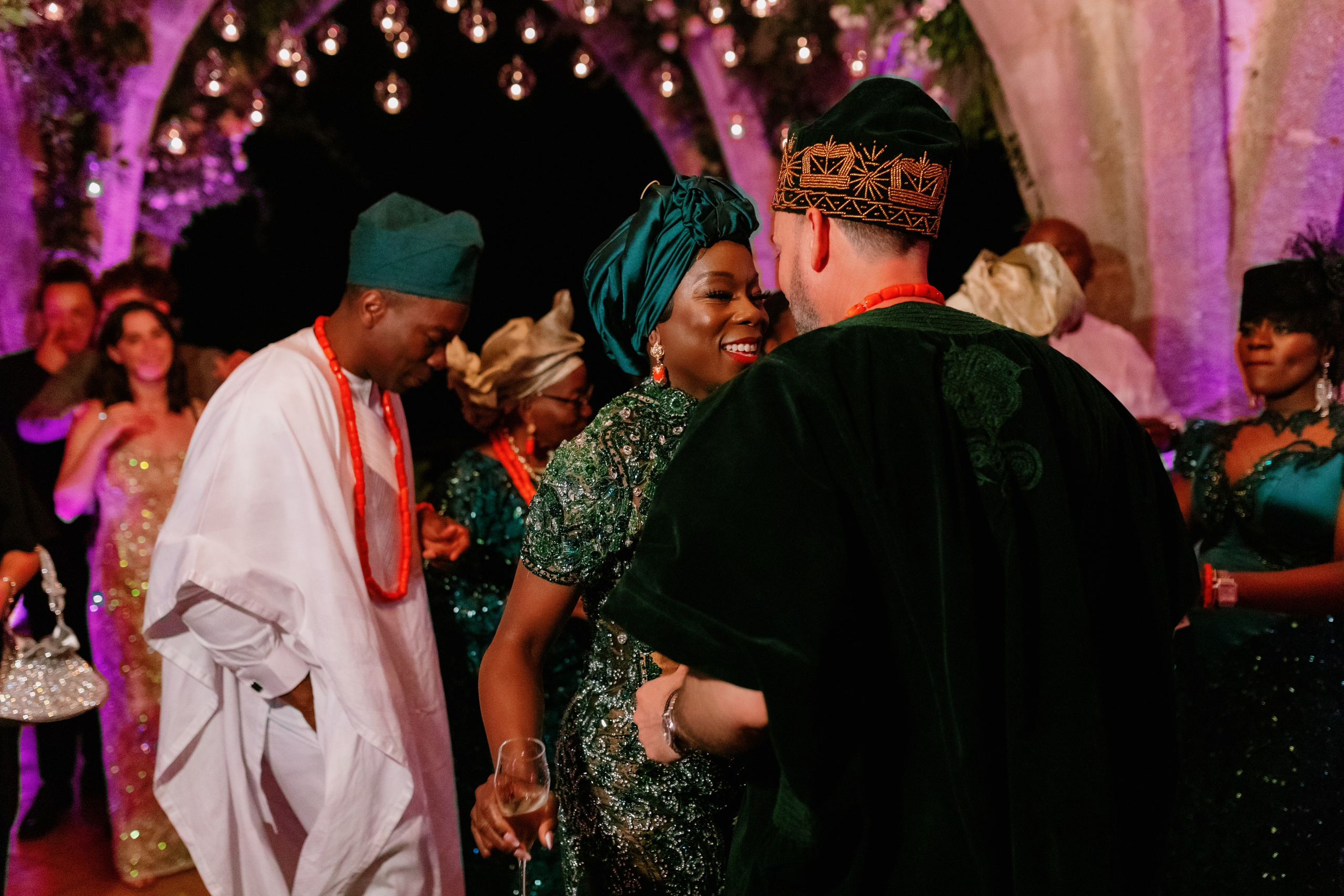 John & Lade (Italy). Wedding photographer Elvira Brovdi