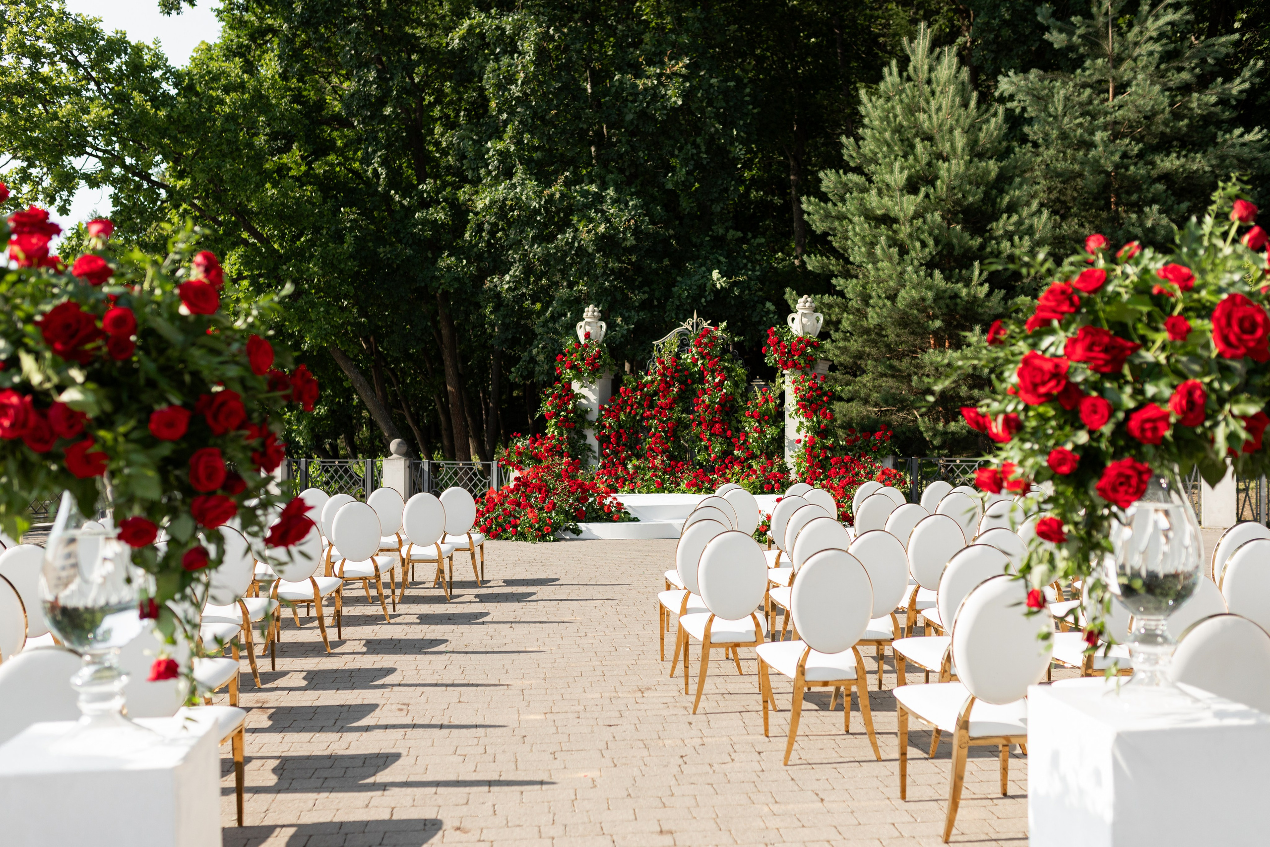 Vladislav & Maria (Ukraine). Wedding photographer Elvira Brovdi