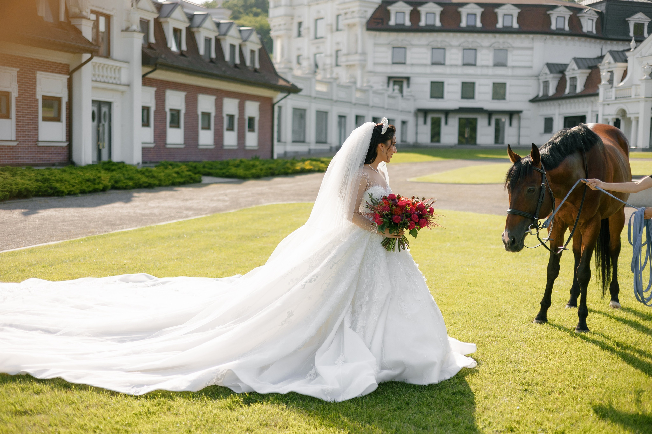 Vladislav & Maria (Ukraine). Wedding photographer Elvira Brovdi