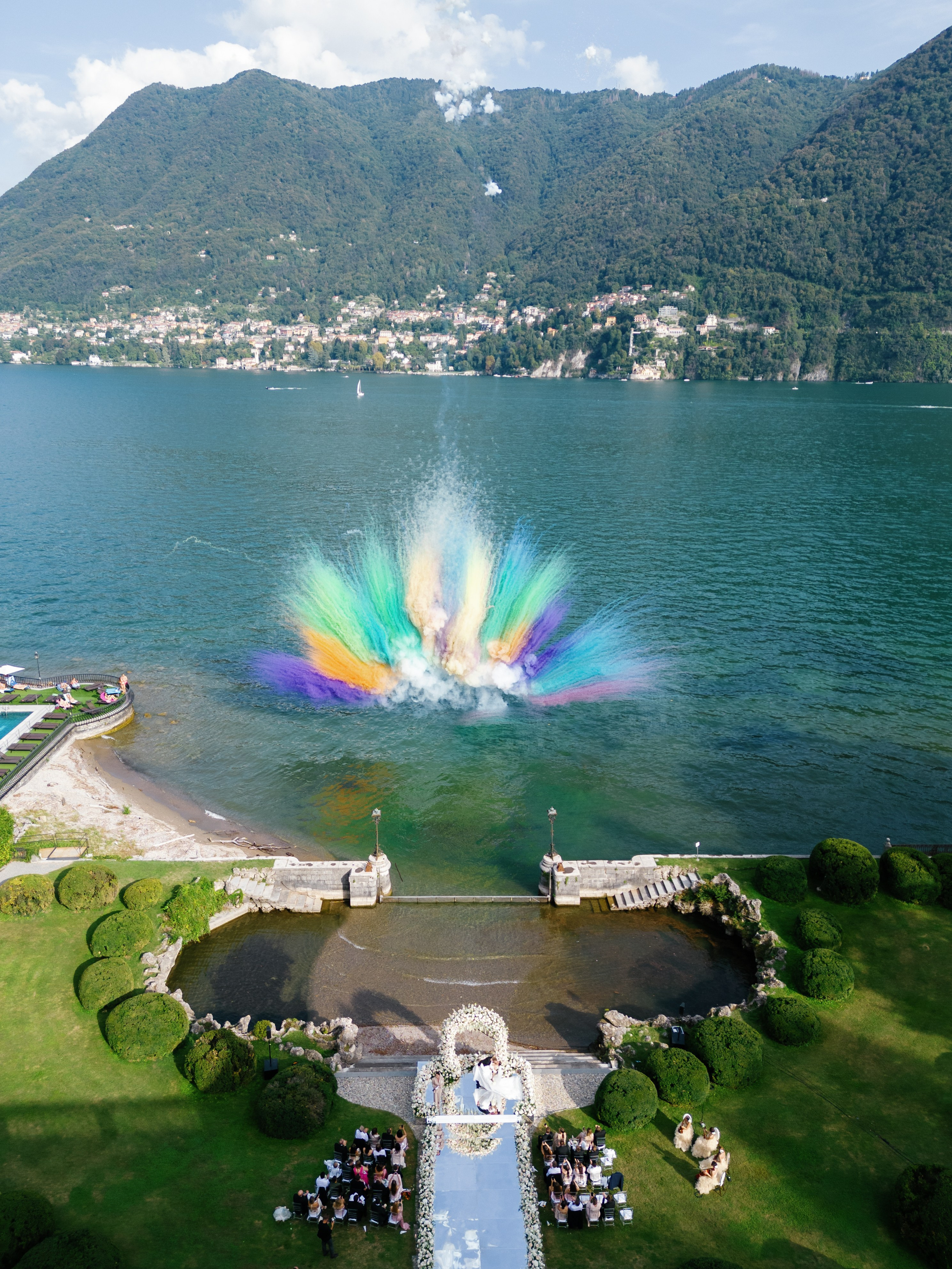 Wedding photographer Elvira Brovdi