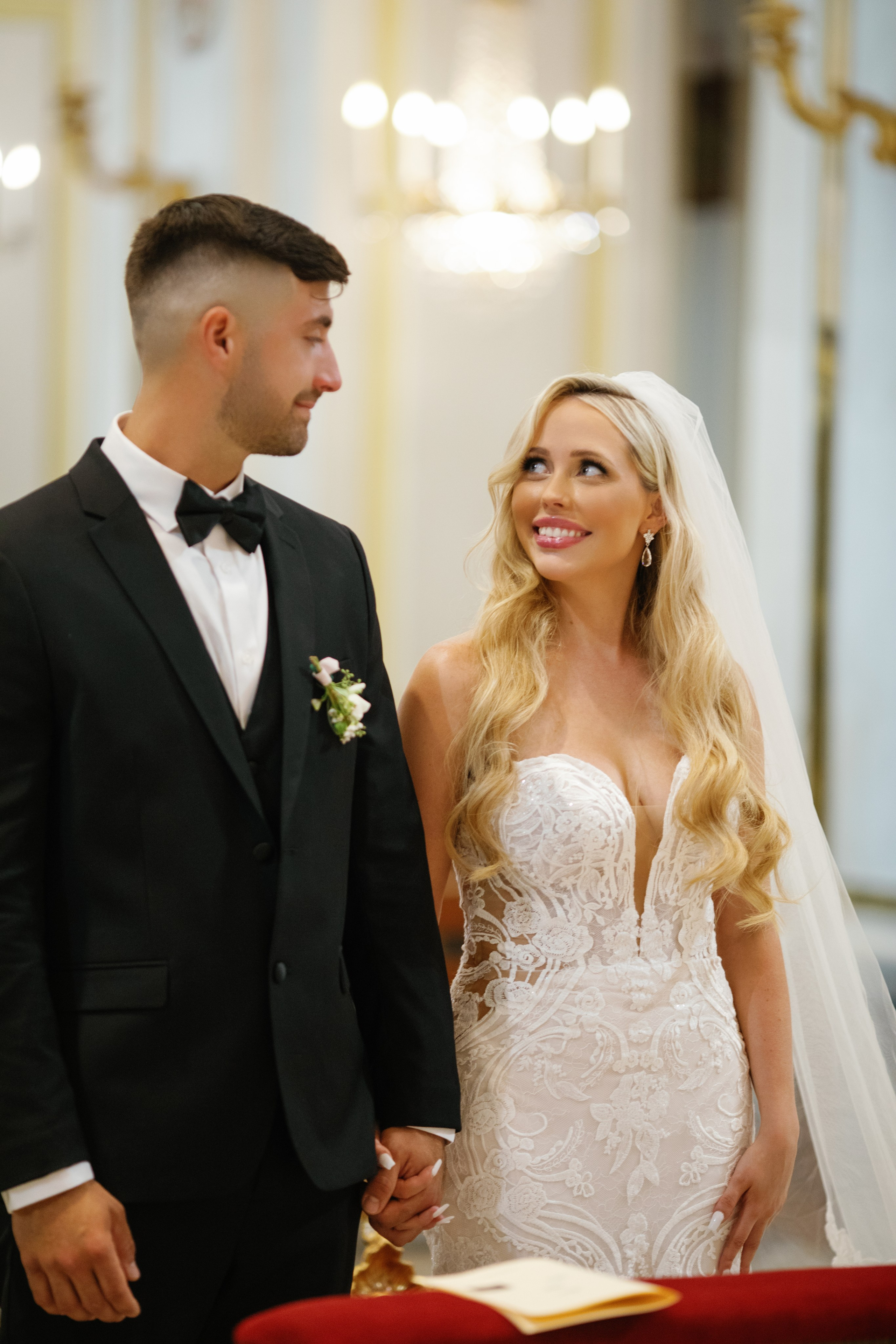 Positano wedding photographer. Wedding photographer Elvira Brovdi