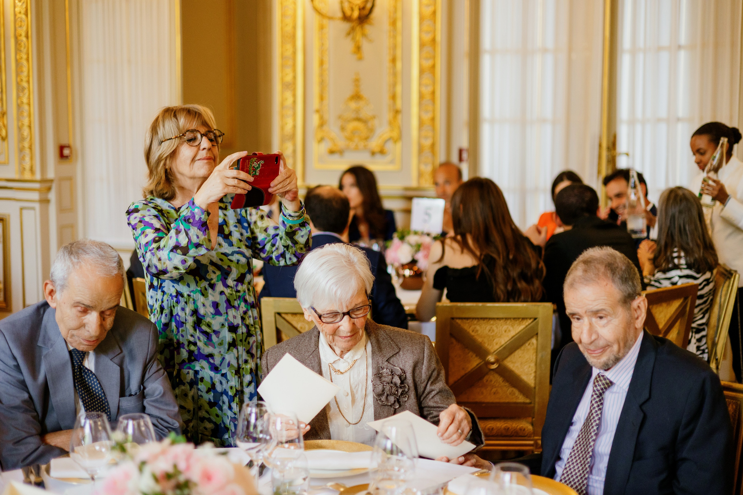 Yasmine & Myriam (France). Wedding photographer Elvira Brovdi