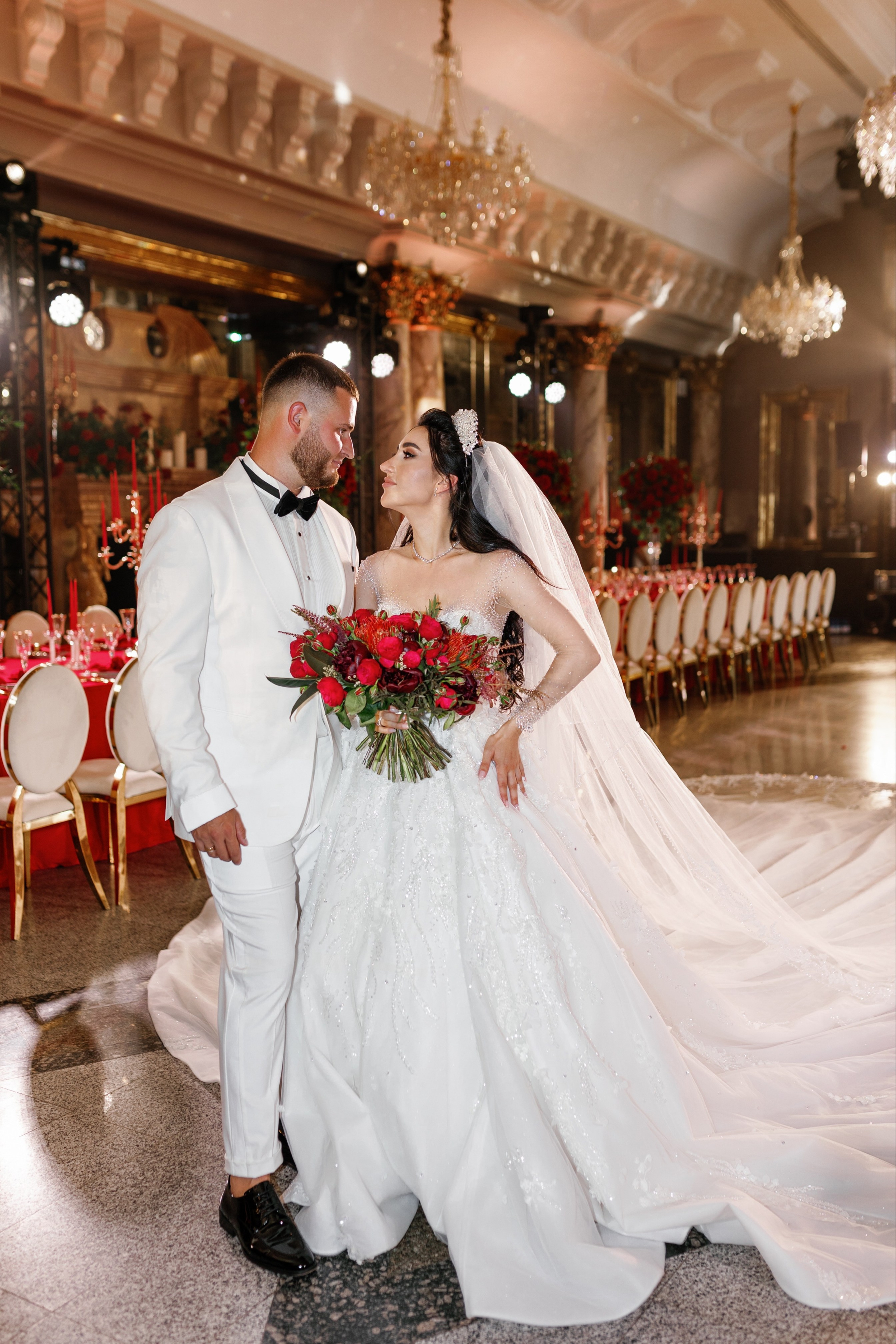 Vladislav & Maria (Ukraine). Wedding photographer Elvira Brovdi