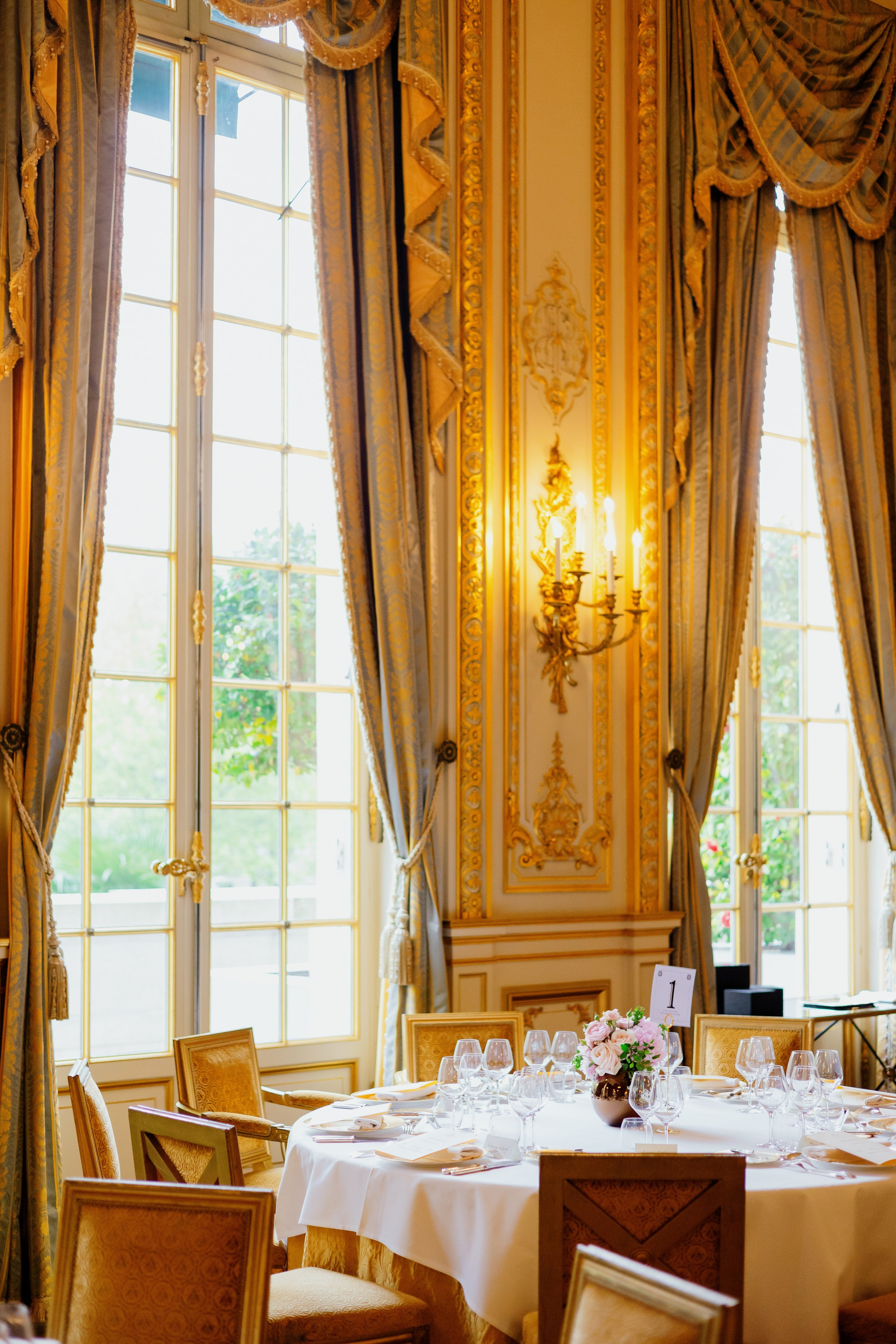 Yasmine & Myriam (France). Wedding photographer Elvira Brovdi