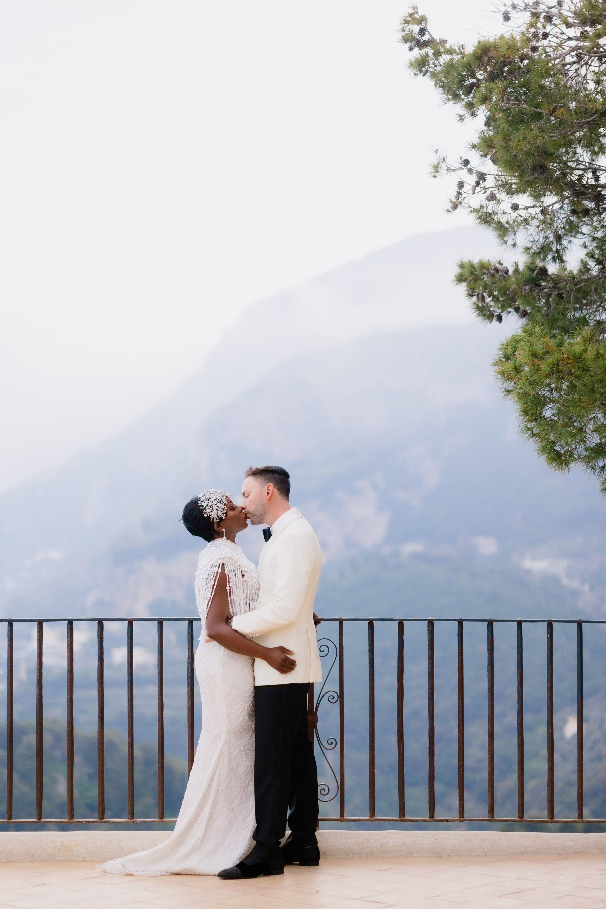 John & Lade (Italy). Wedding photographer Elvira Brovdi