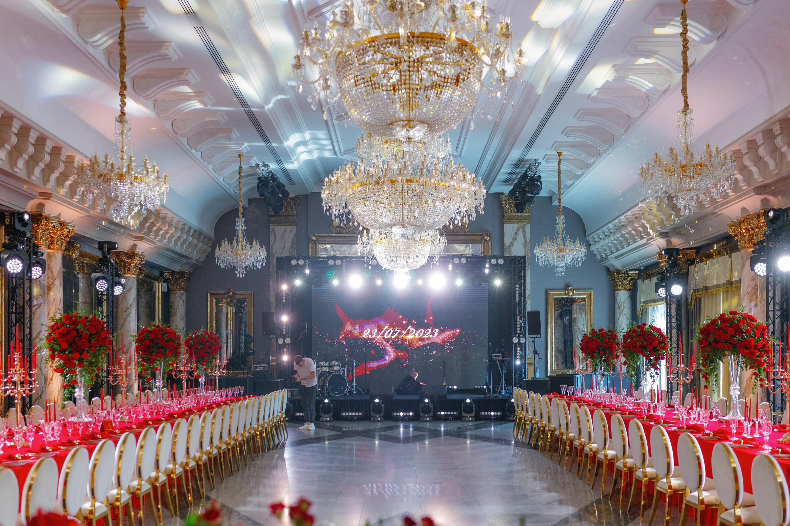 Vladislav & Maria (Ukraine). Wedding photographer Elvira Brovdi