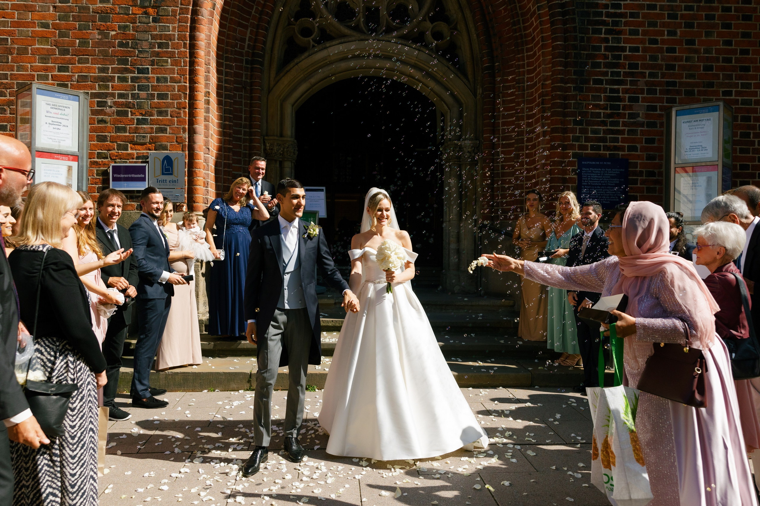 Sarah & Nader (Germany). Wedding photographer Elvira Brovdi