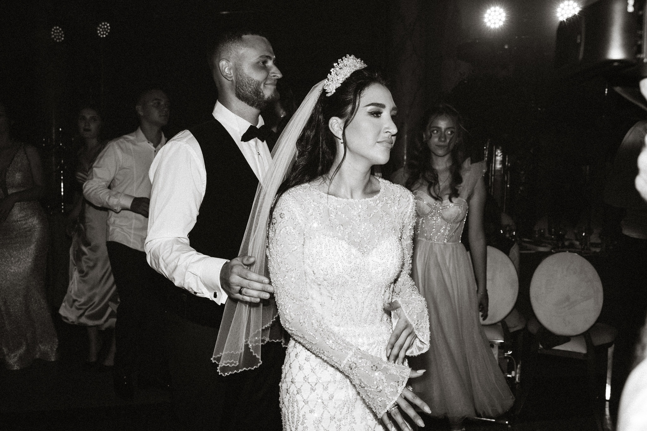 Vladislav & Maria (Ukraine). Wedding photographer Elvira Brovdi