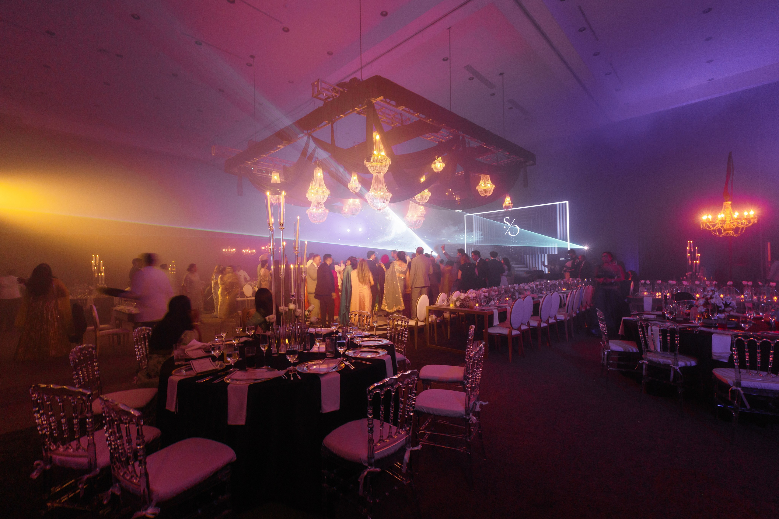 Sarina & Oudhay (Indian wedding). Hochzeitsfotografin Brovdi Elvira