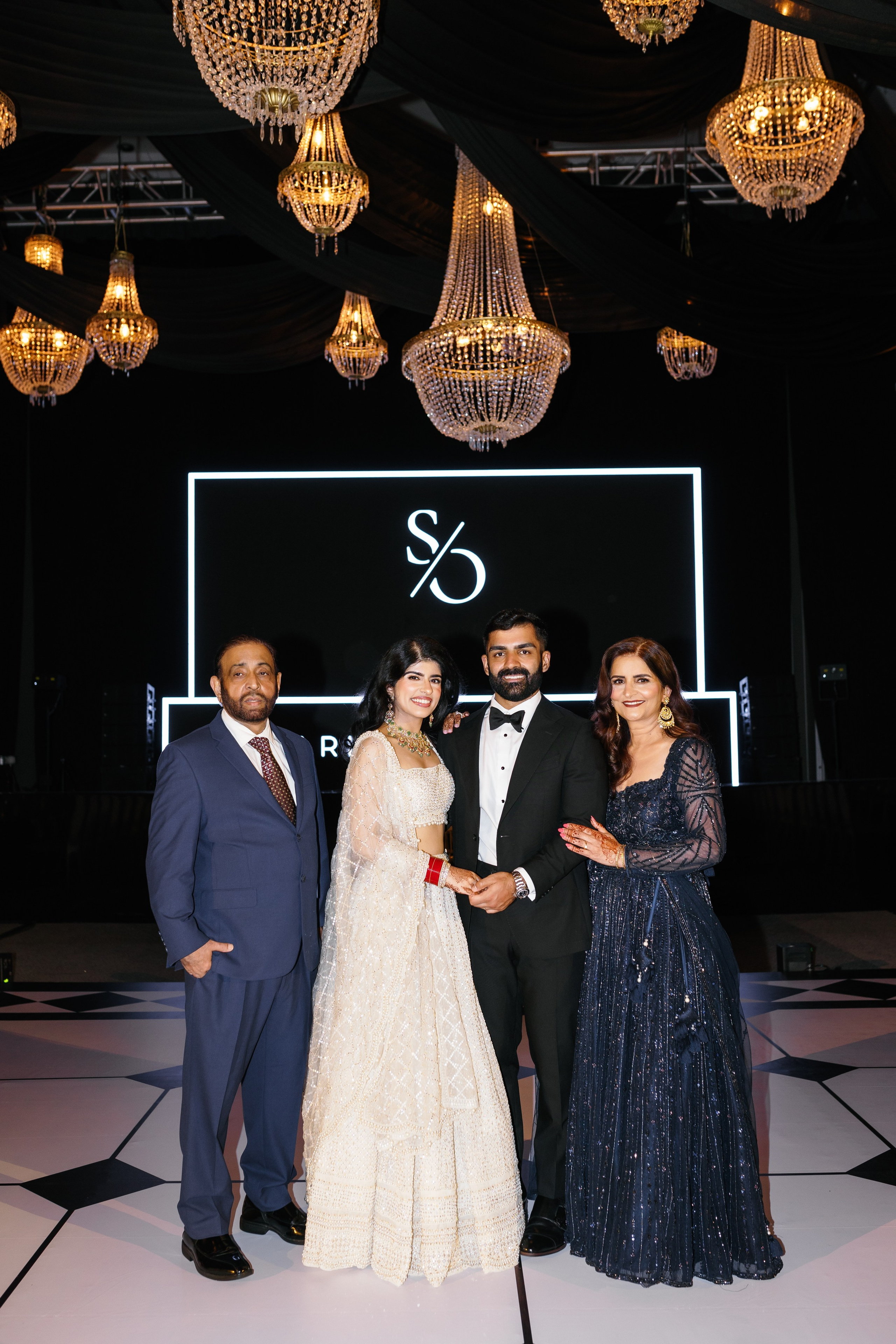 Sarina & Oudhay (Indian wedding). Hochzeitsfotografin Brovdi Elvira