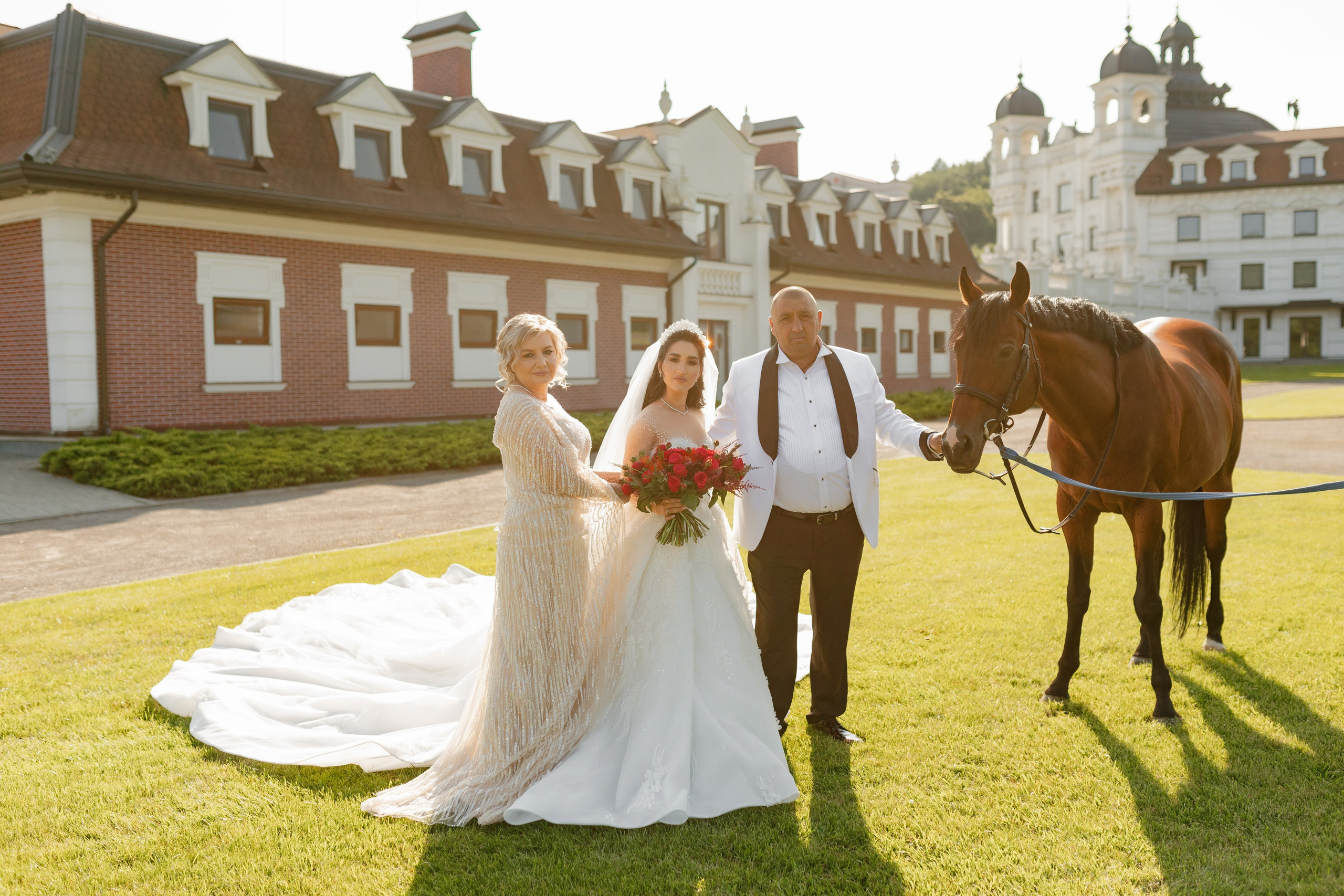 Vladislav & Maria (Ukraine). Wedding photographer Elvira Brovdi