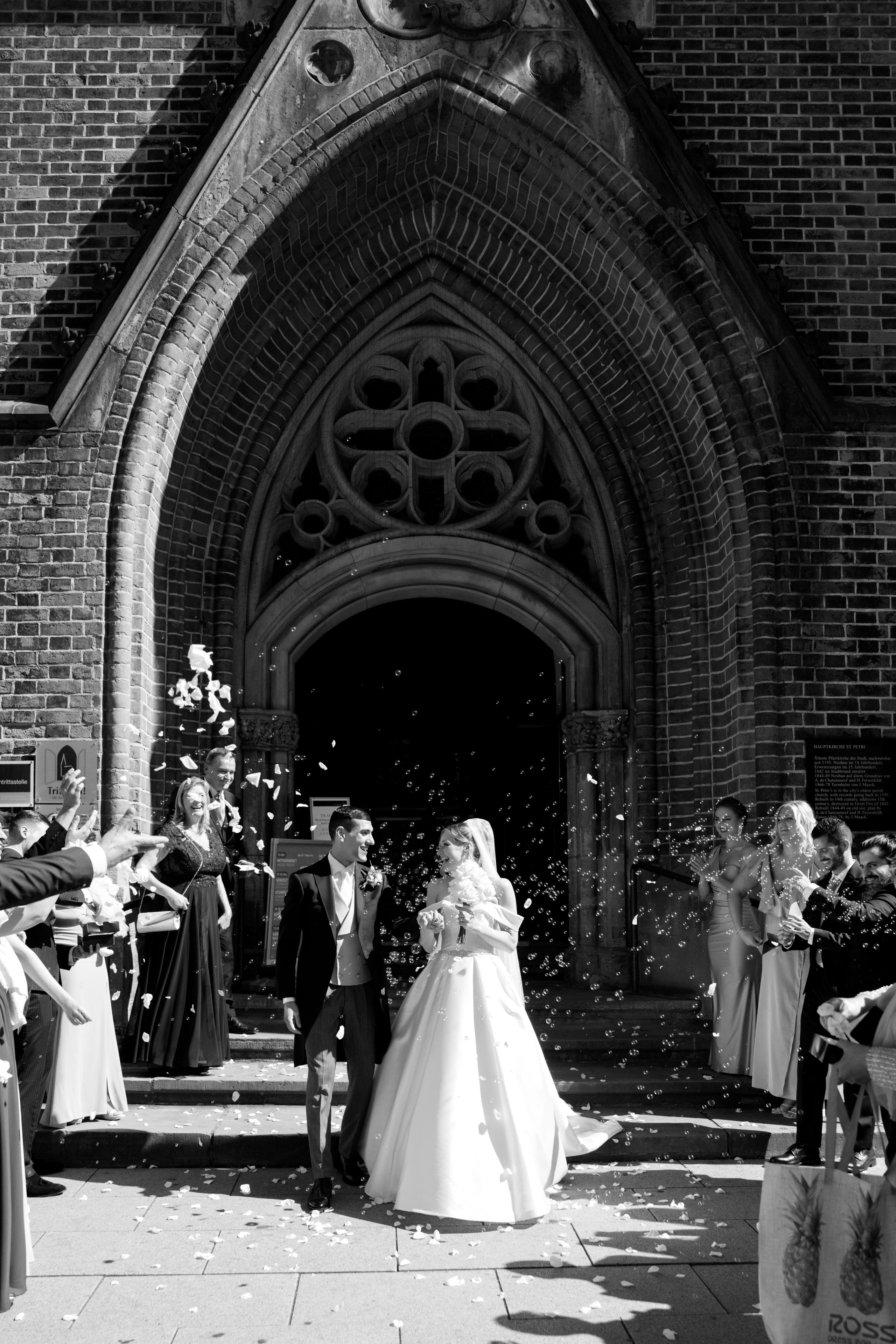 Wedding photographer Elvira Brovdi