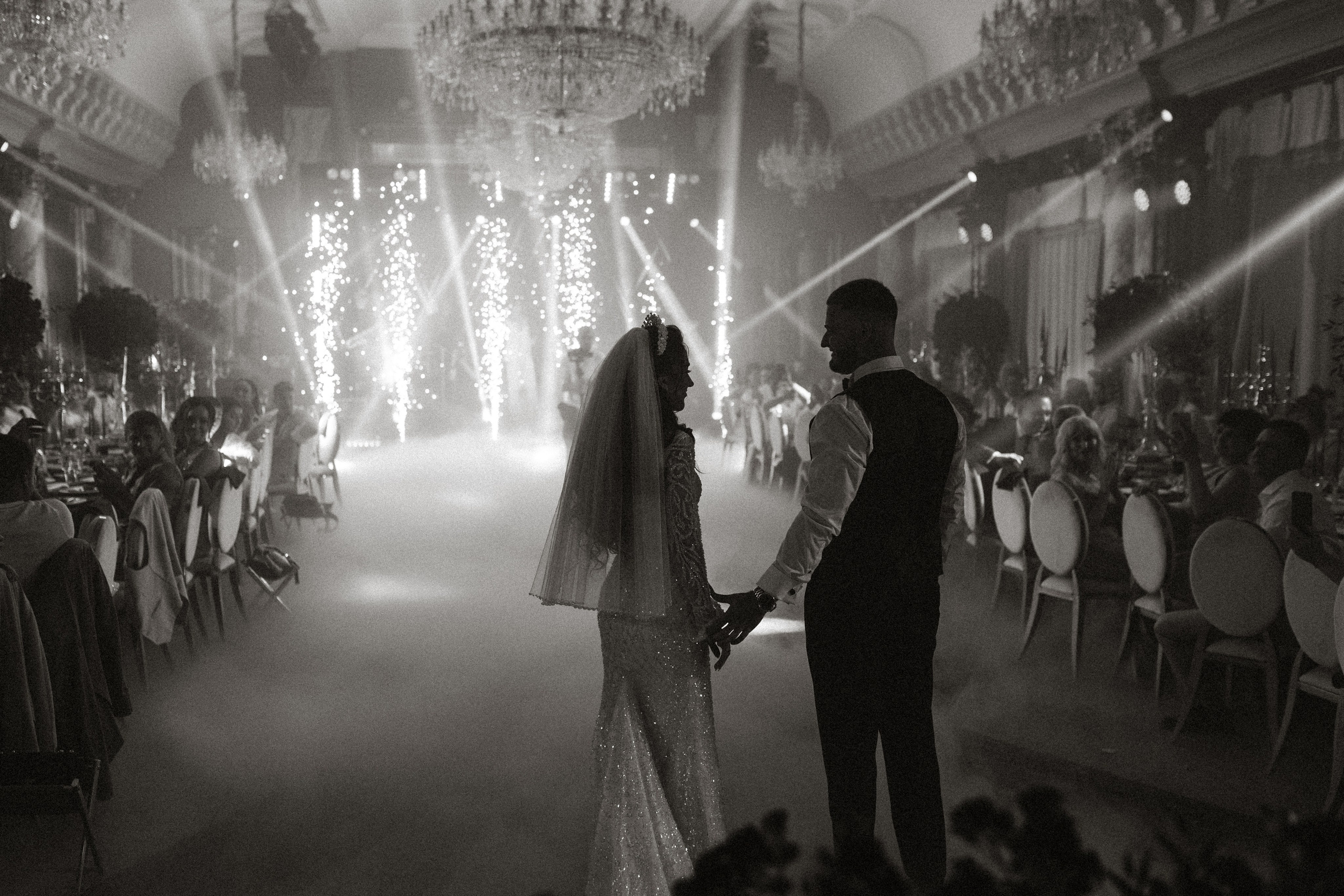 Vladislav & Maria (Ukraine). Wedding photographer Elvira Brovdi