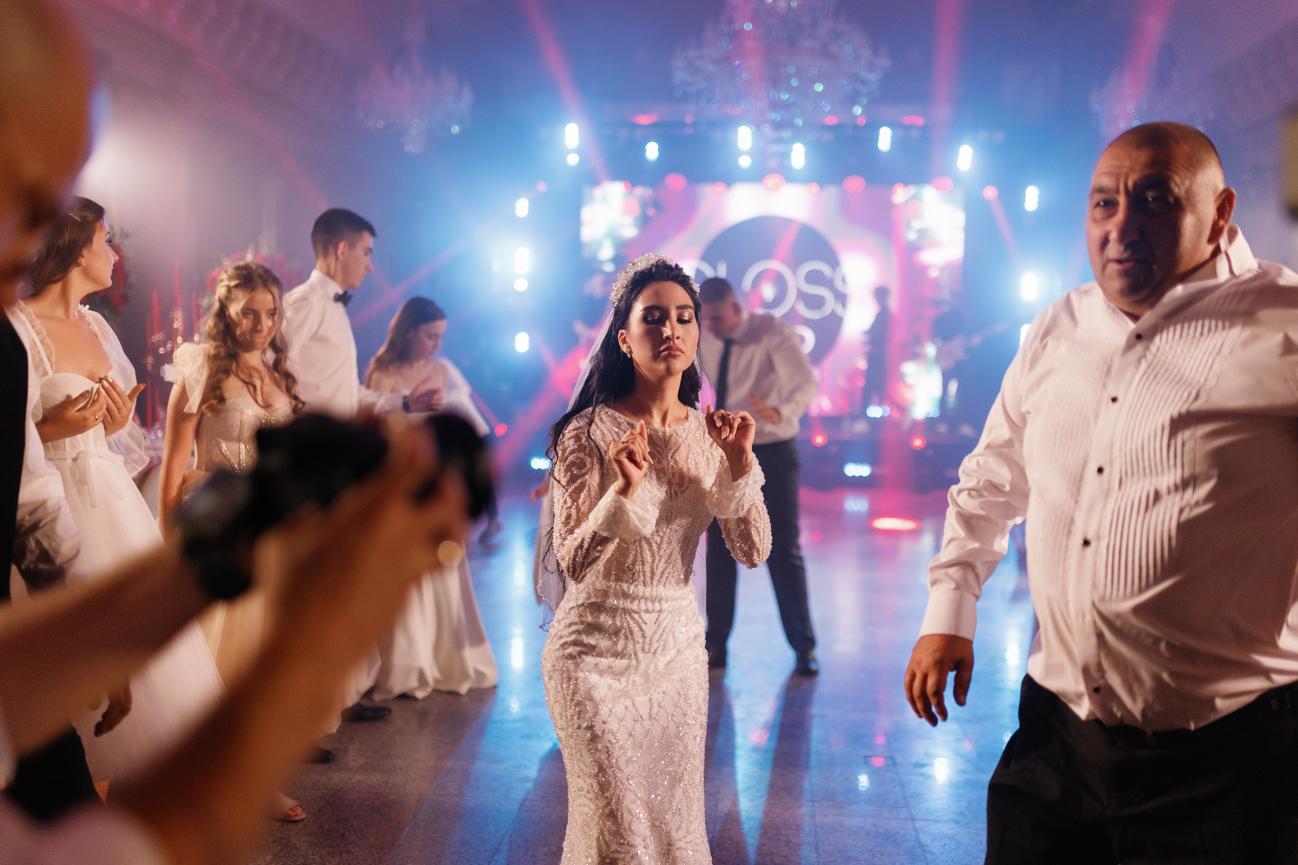 Vladislav & Maria (Ukraine). Wedding photographer Elvira Brovdi