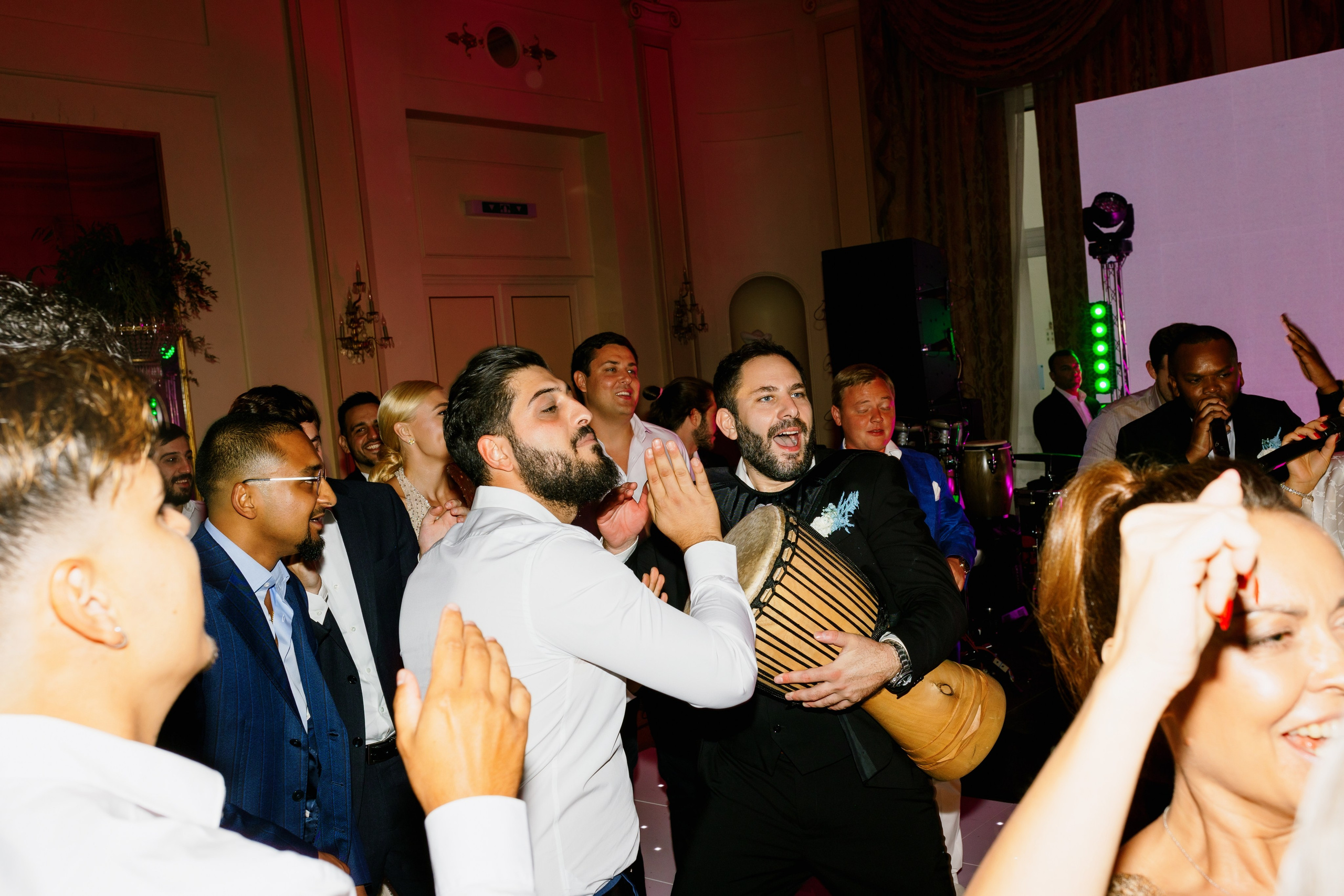 Daria & Daniel (Switzerland). Wedding photographer Elvira Brovdi