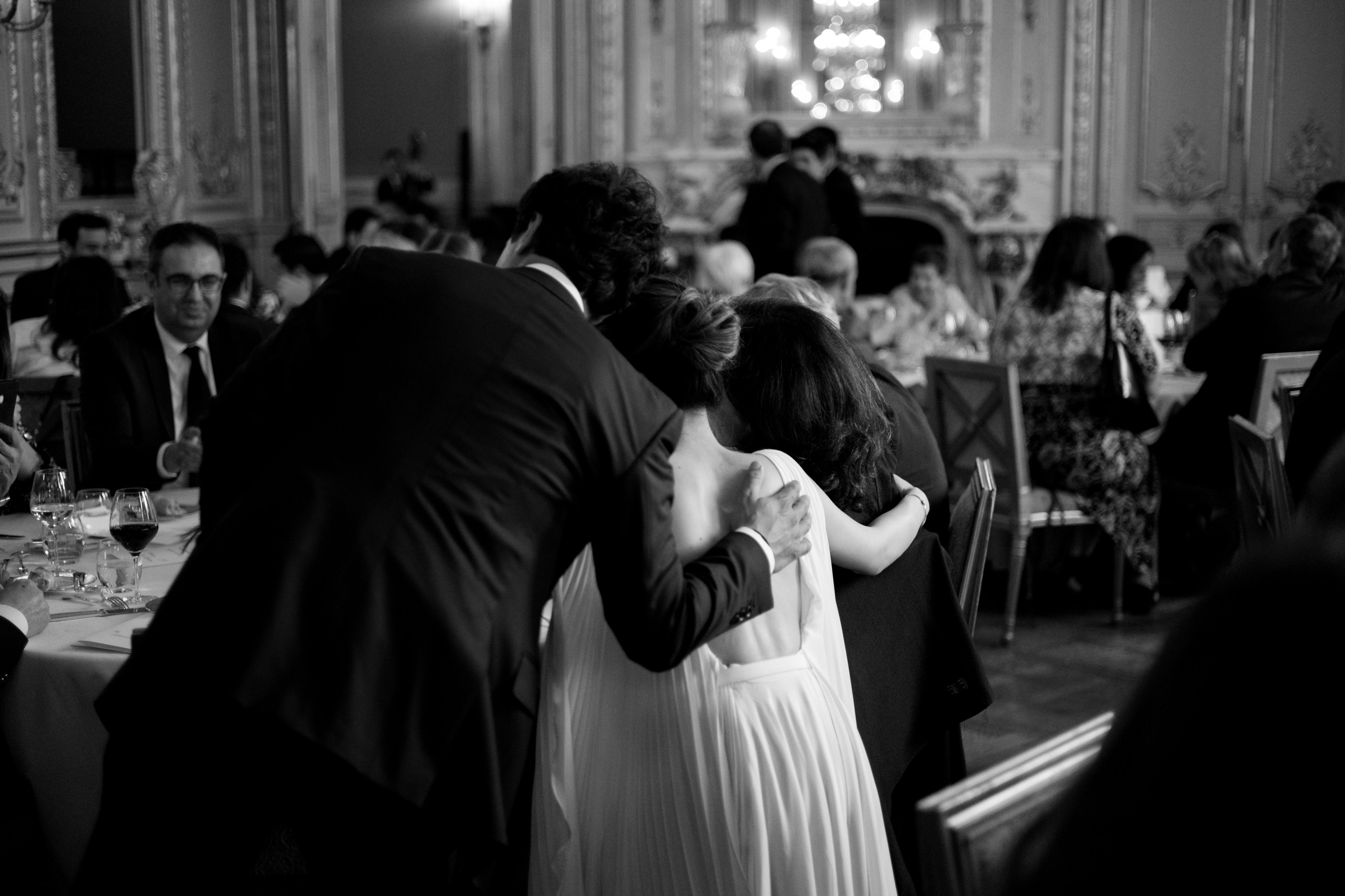 Yasmine & Myriam (France). Wedding photographer Elvira Brovdi