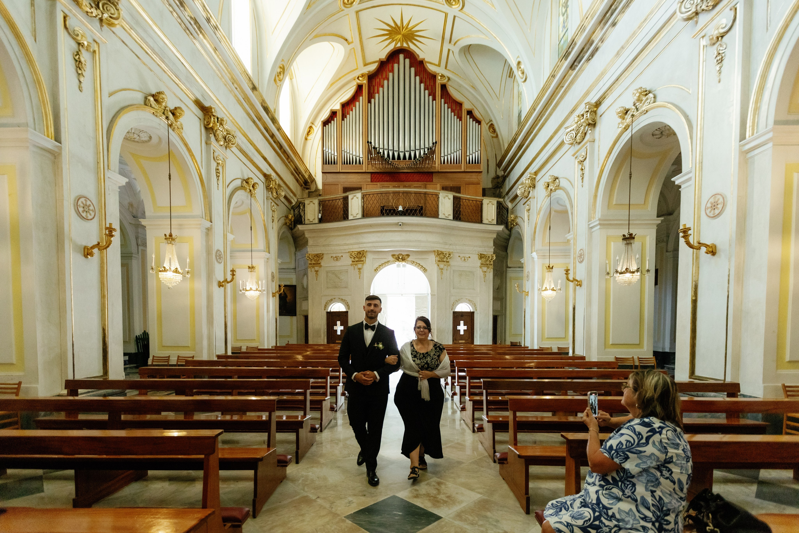 Positano wedding photographer. Wedding photographer Elvira Brovdi