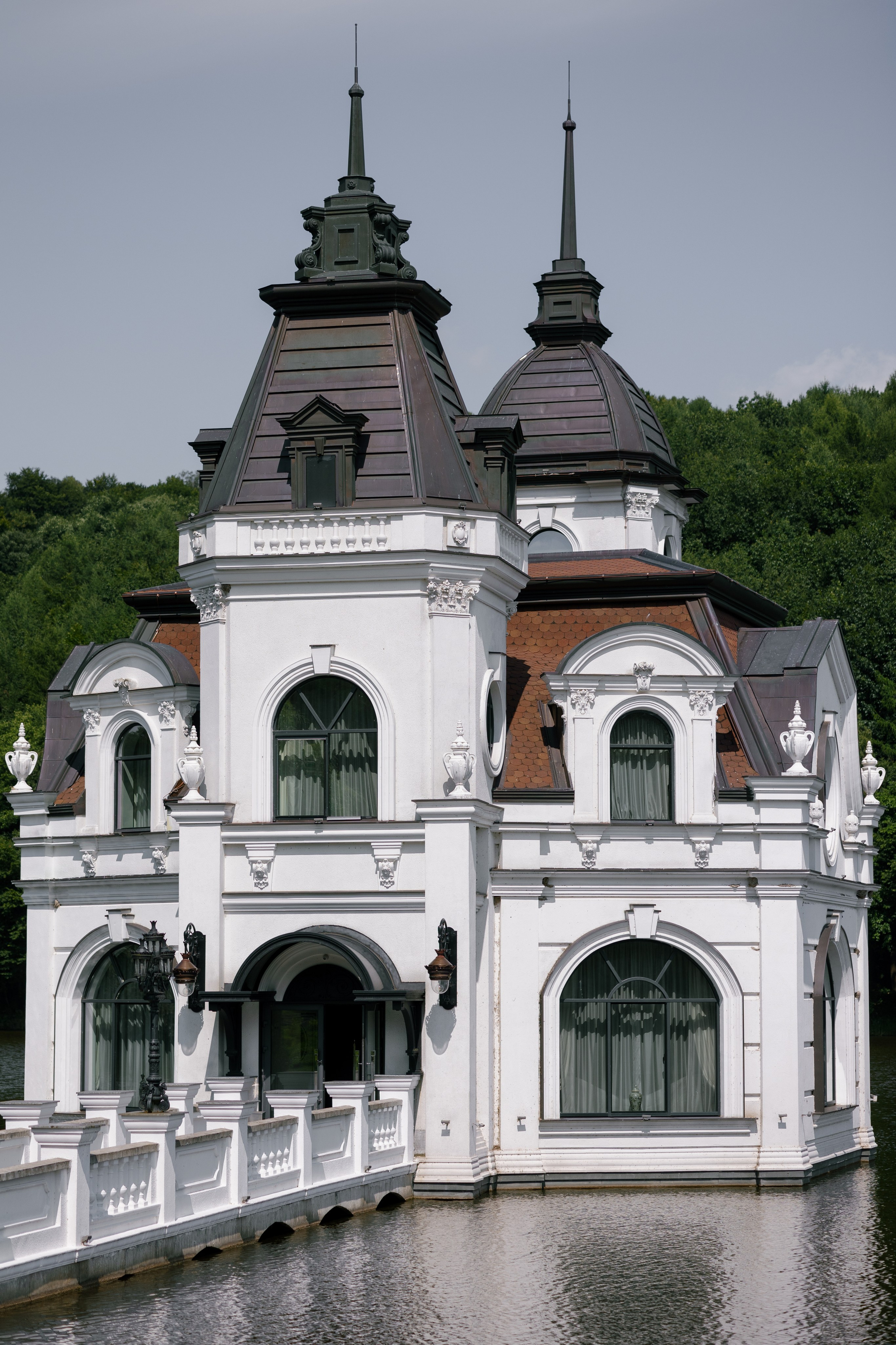 Vladislav & Maria (Ukraine). Wedding photographer Elvira Brovdi