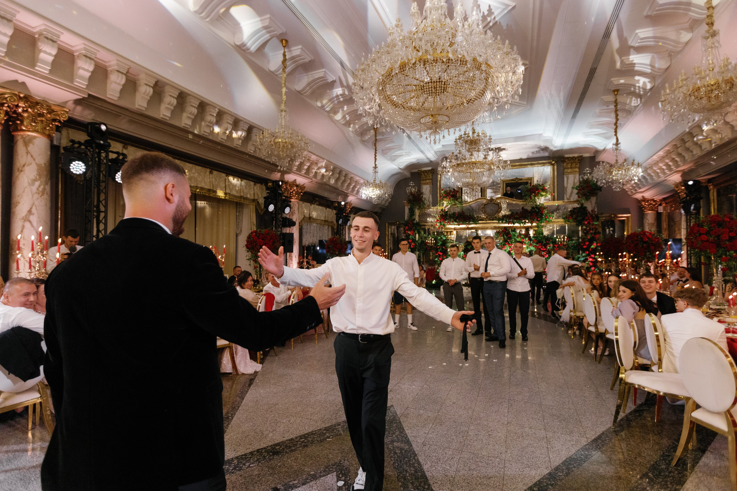 Vladislav & Maria (Ukraine). Wedding photographer Elvira Brovdi