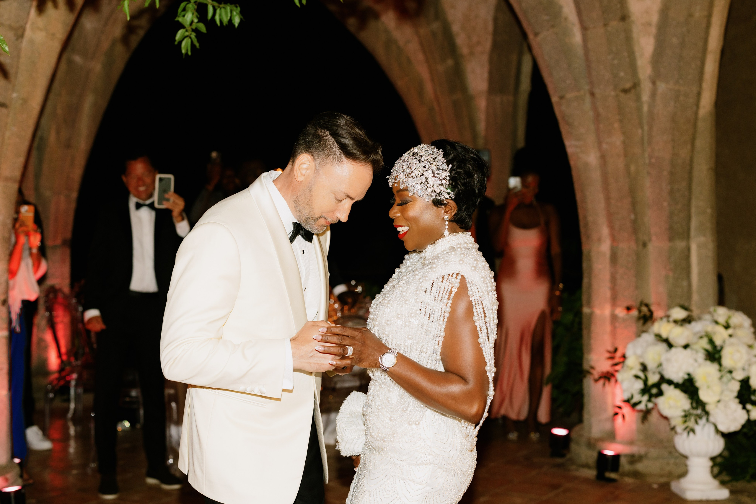 John & Lade (Italy). Wedding photographer Elvira Brovdi