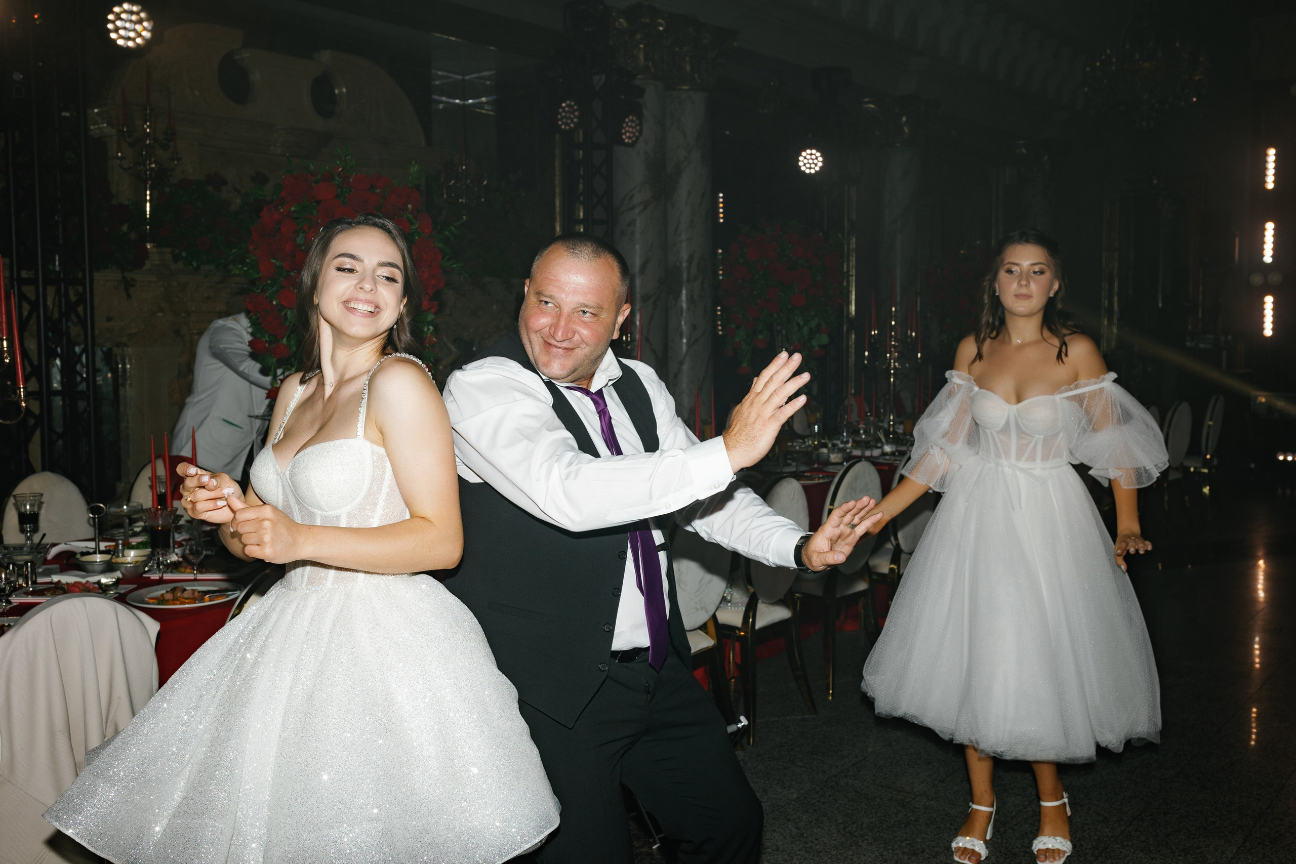 Vladislav & Maria (Ukraine). Wedding photographer Elvira Brovdi