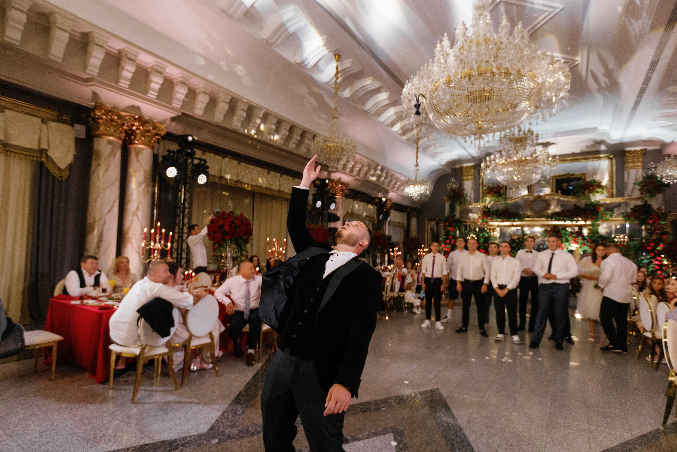 Vladislav & Maria (Ukraine). Wedding photographer Elvira Brovdi